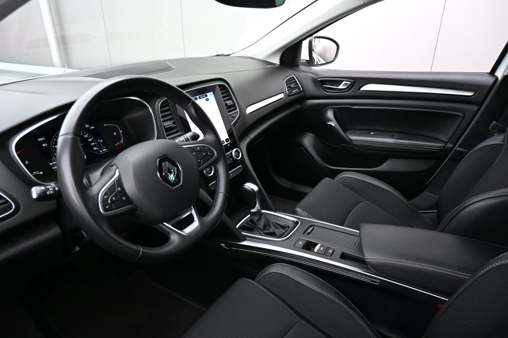 RENAULT Mégane Grandtour 1.3 16V Turbo Techno EDC-image-8