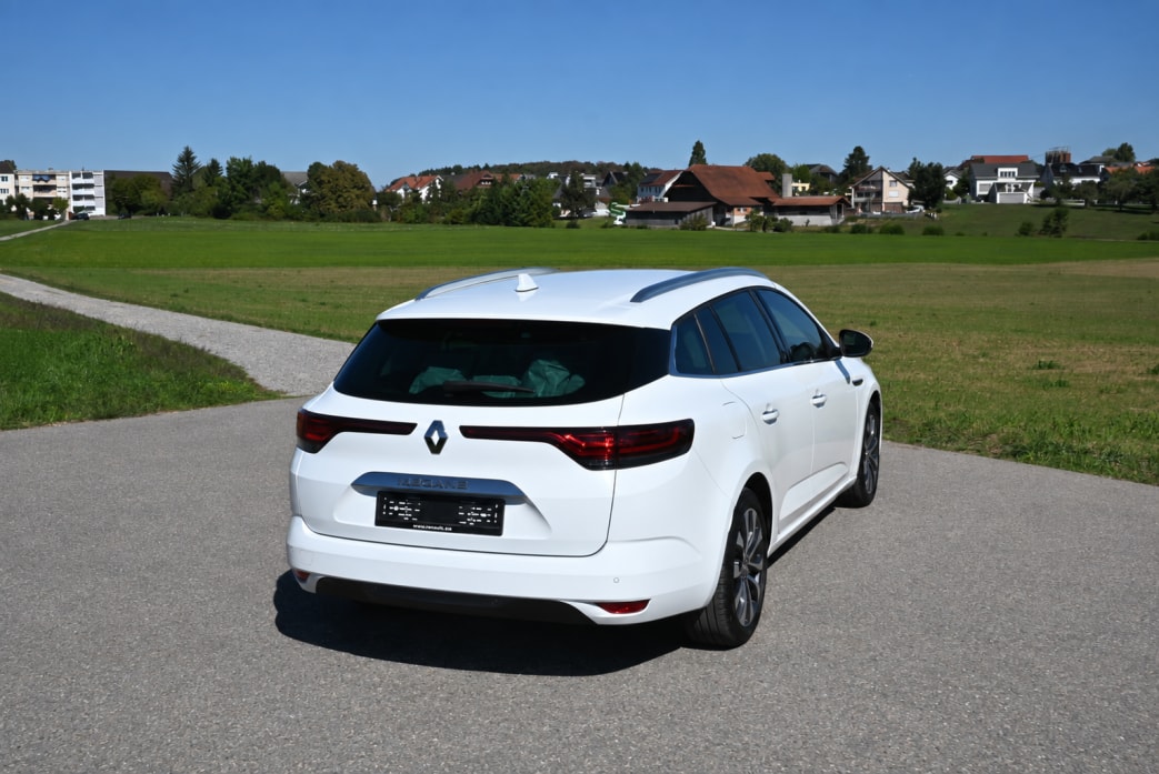 RENAULT Mégane Grandtour 1.3 16V Turbo Techno EDC-image-2