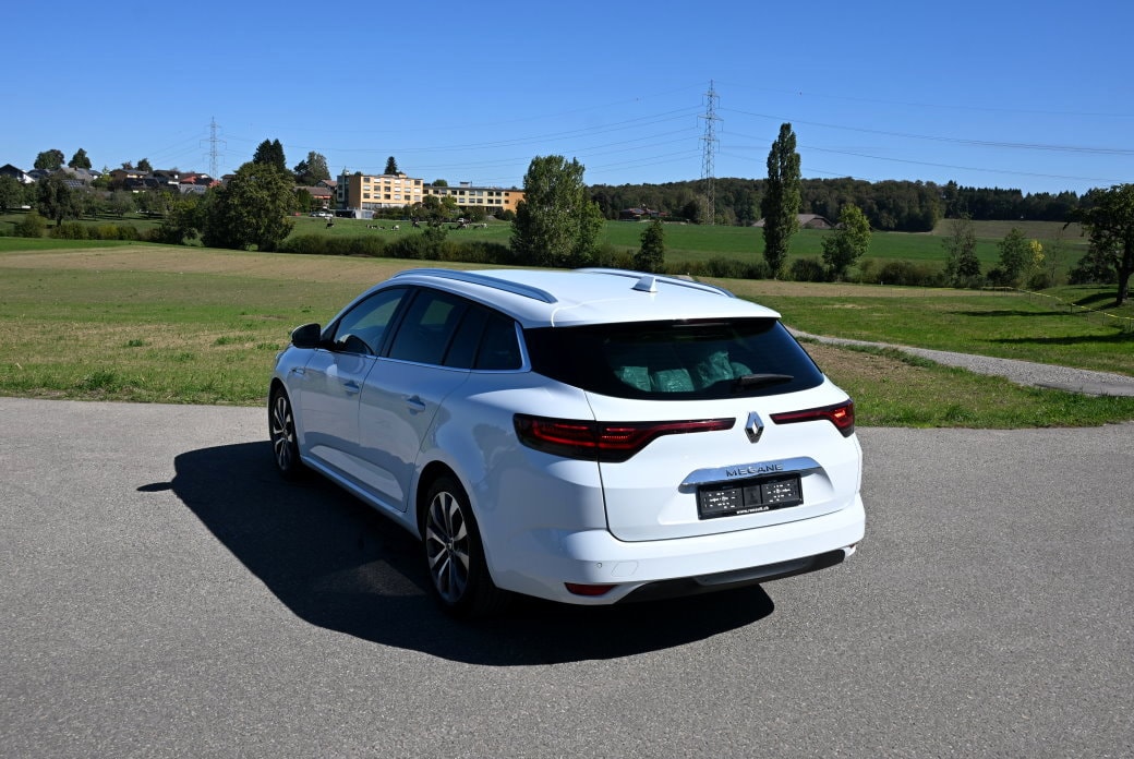 RENAULT Mégane Grandtour 1.3 16V Turbo Techno EDC-image-3
