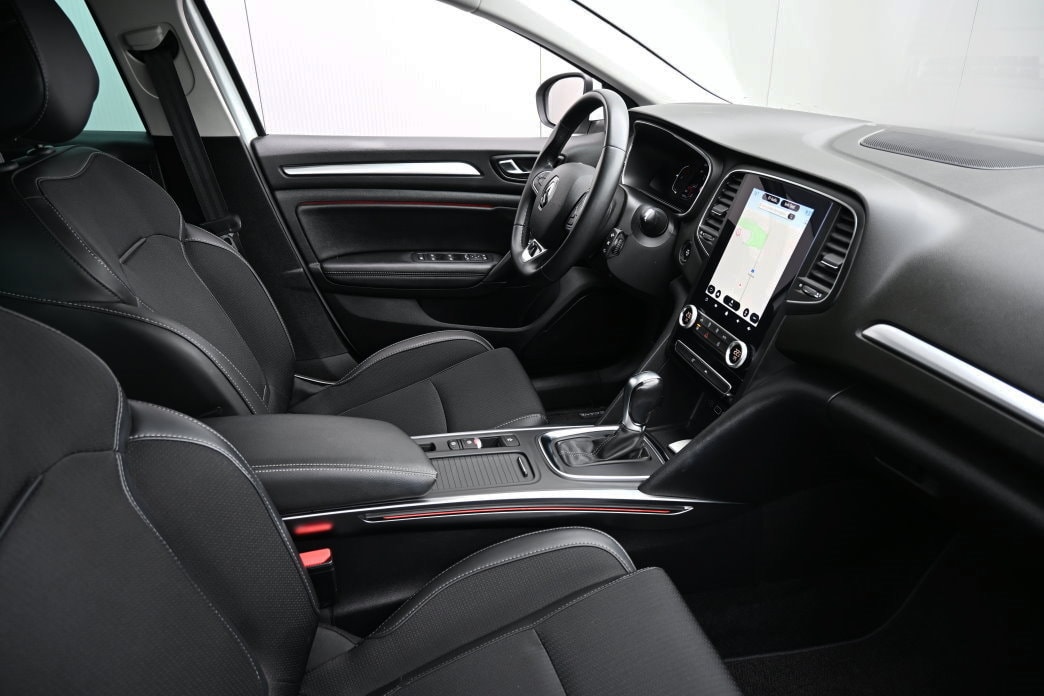 RENAULT Mégane Grandtour 1.3 16V Turbo Techno EDC-image-4