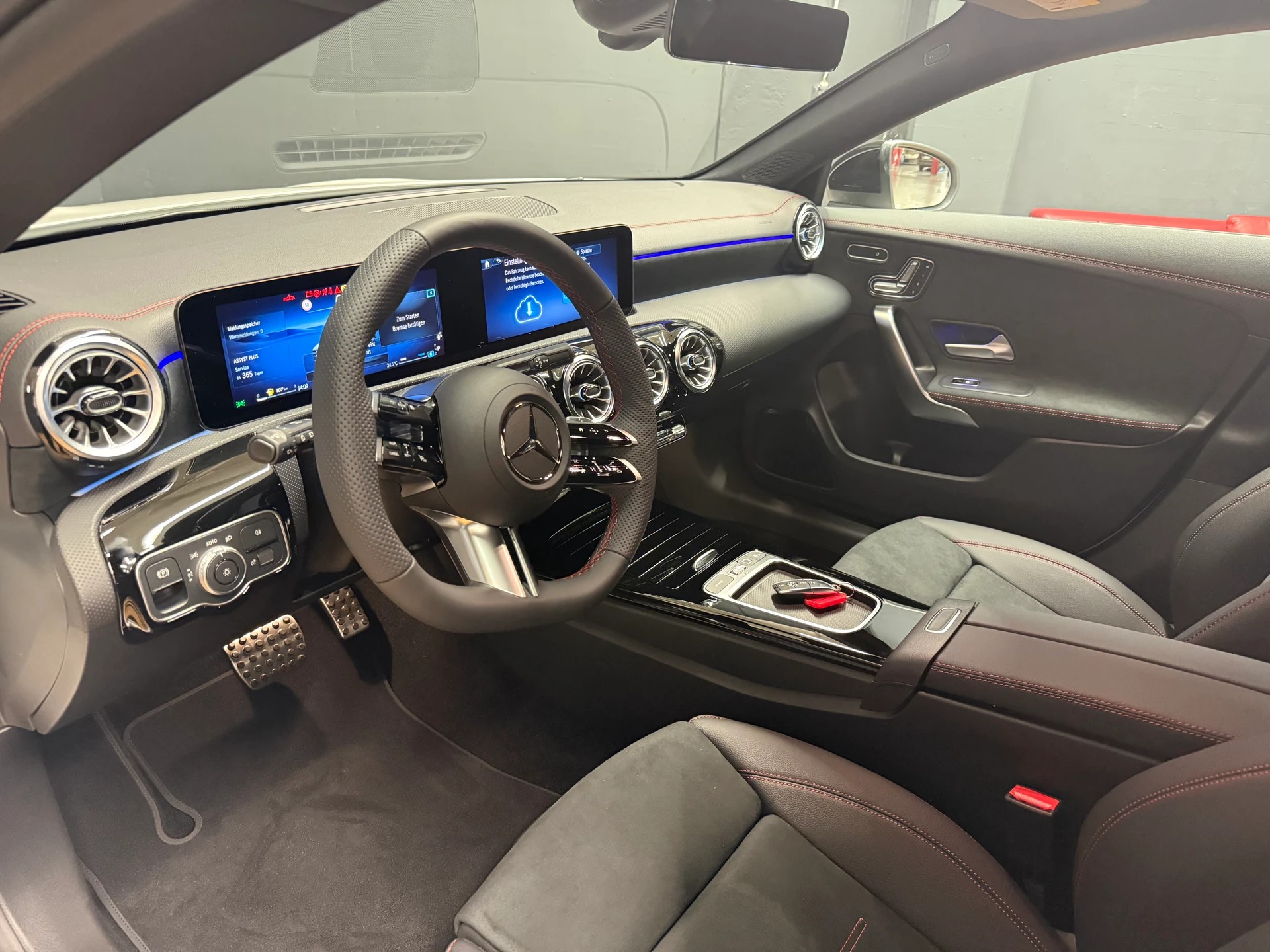 MERCEDES-BENZ CLA 250 4M - SB - AMG / DISTRONIC / Rückfahrkamera / Memory / Multibeam LED-image-14