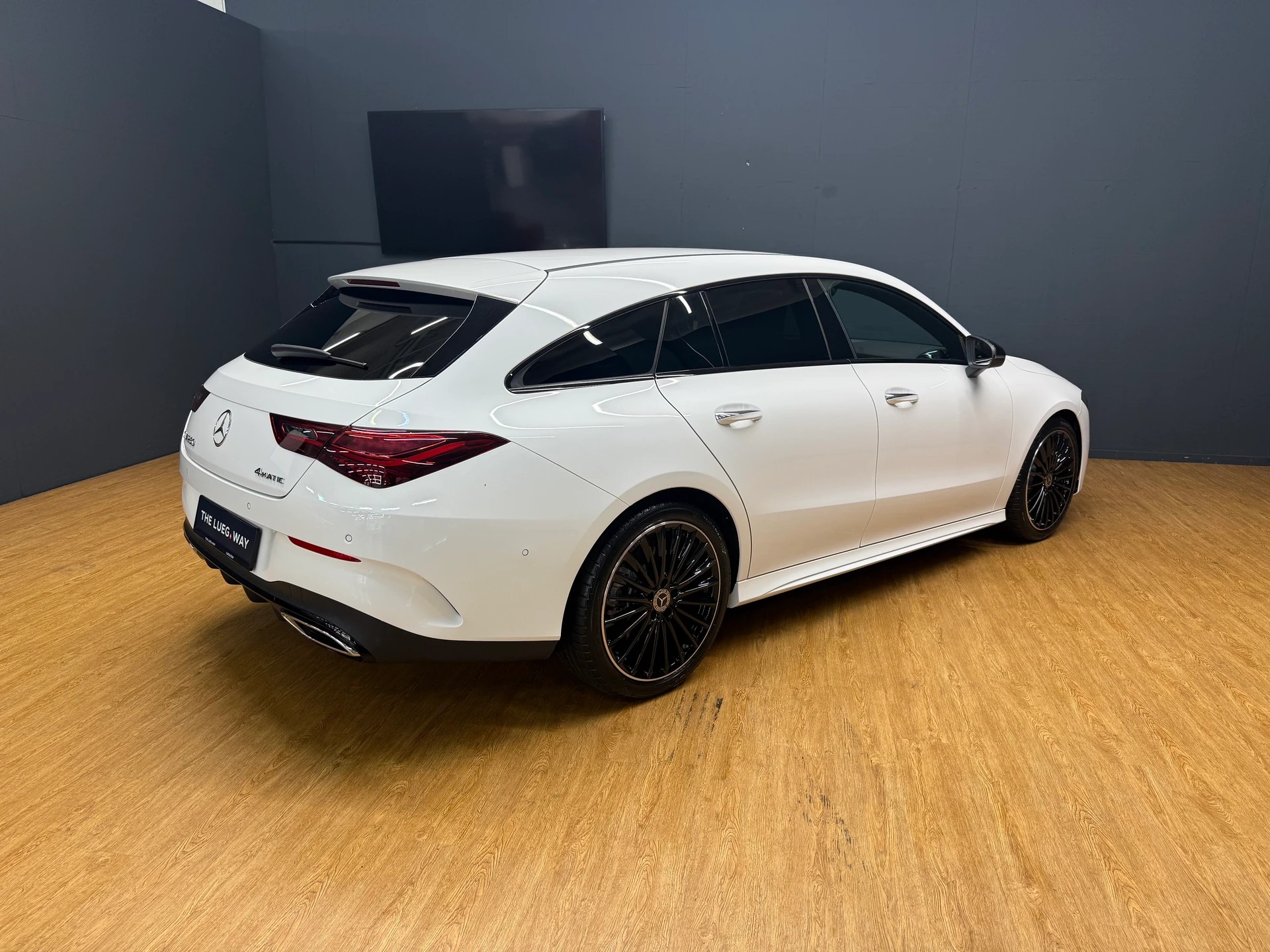 MERCEDES-BENZ CLA 250 4M - SB - AMG / DISTRONIC / Rückfahrkamera / Memory / Multibeam LED-image-7