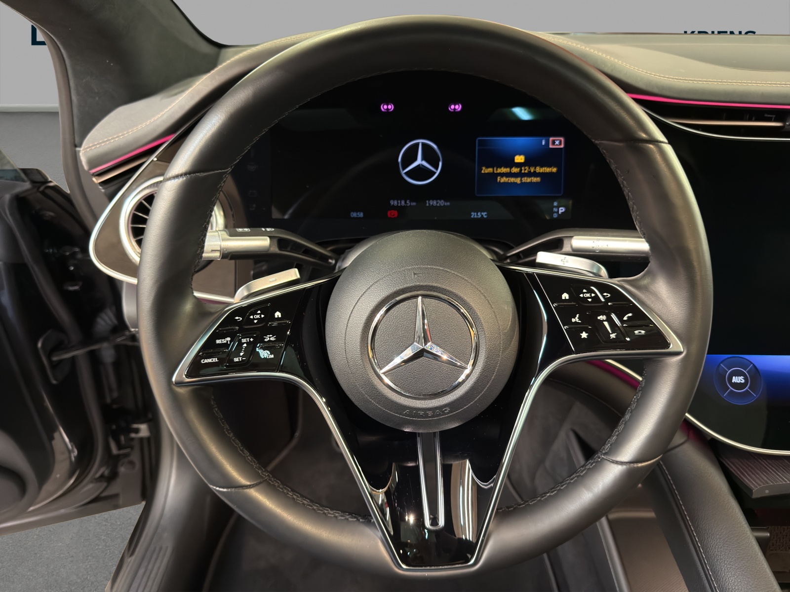 MERCEDES-BENZ EQS 450 4M - AMG / DISTRONIC / 360 Grad Kamera / Head-Up Display-image-9