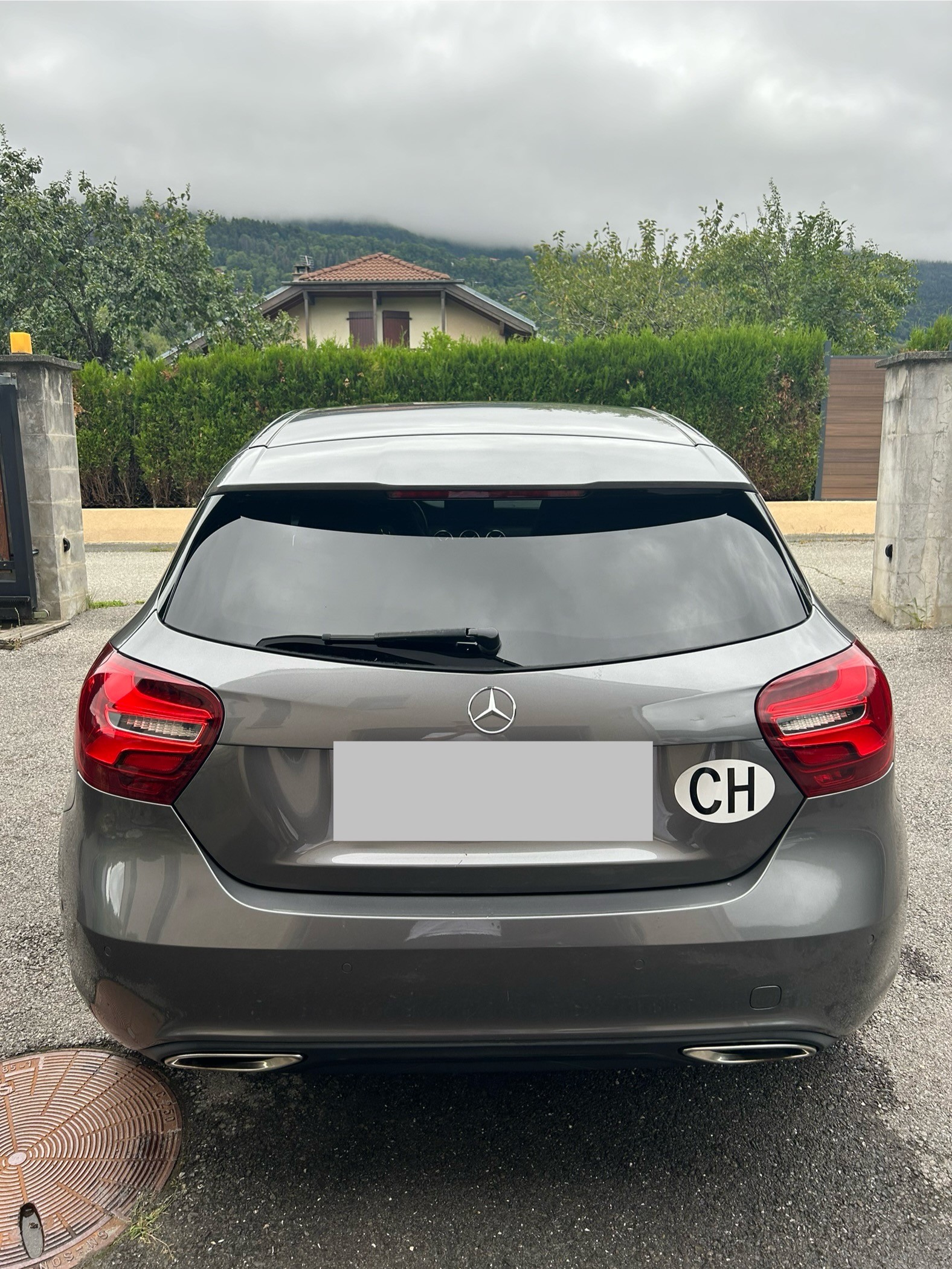 MERCEDES-BENZ A 200 Urban-image-1
