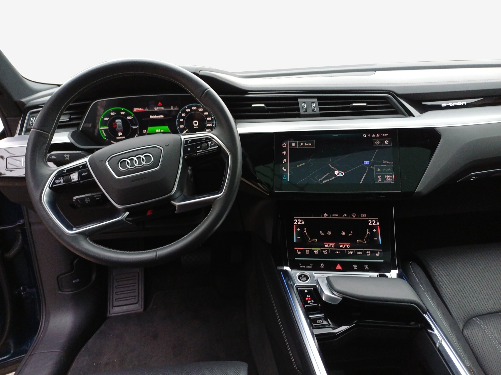 AUDI e-tron 55 Sportback S Line quattro-image-9