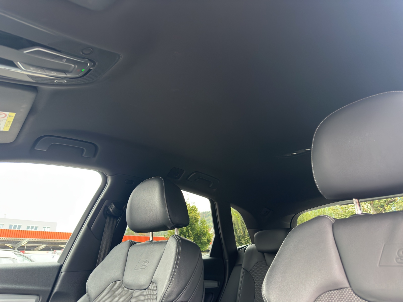 AUDI Q5 40 TDI S-line quattro S-tronic-image-9