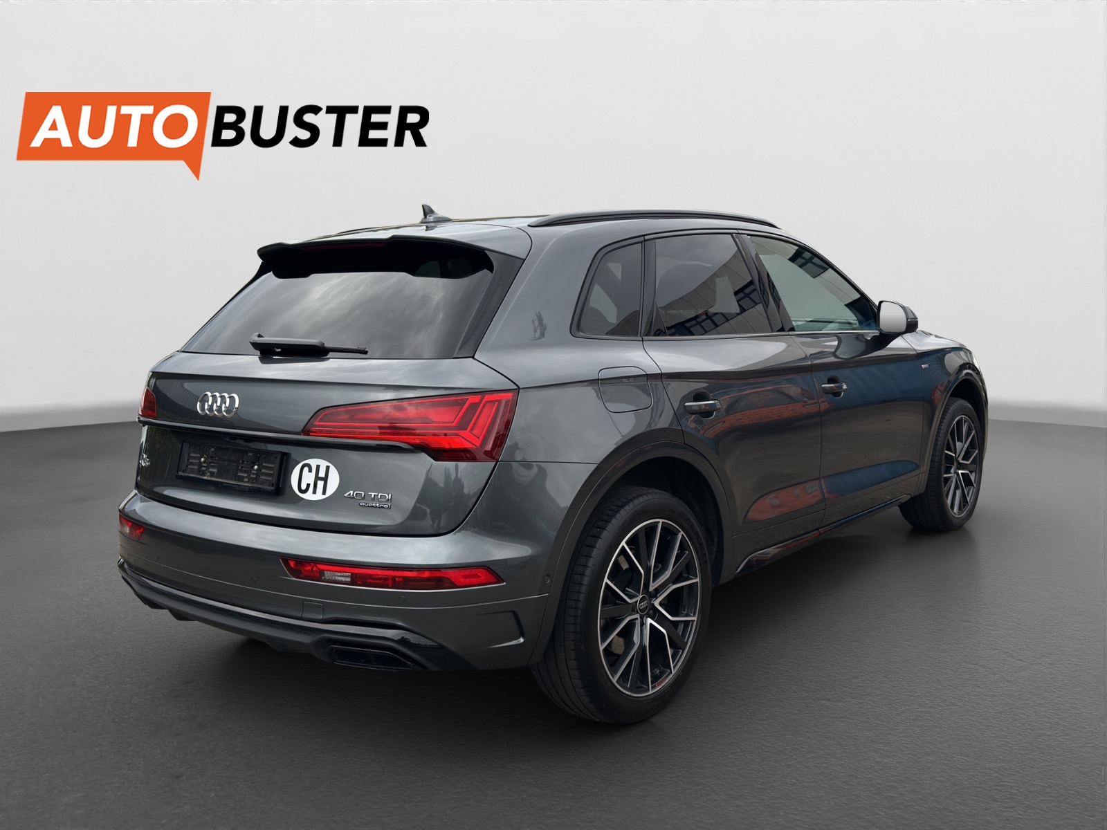 AUDI Q5 40 TDI S-line quattro S-tronic-image-4