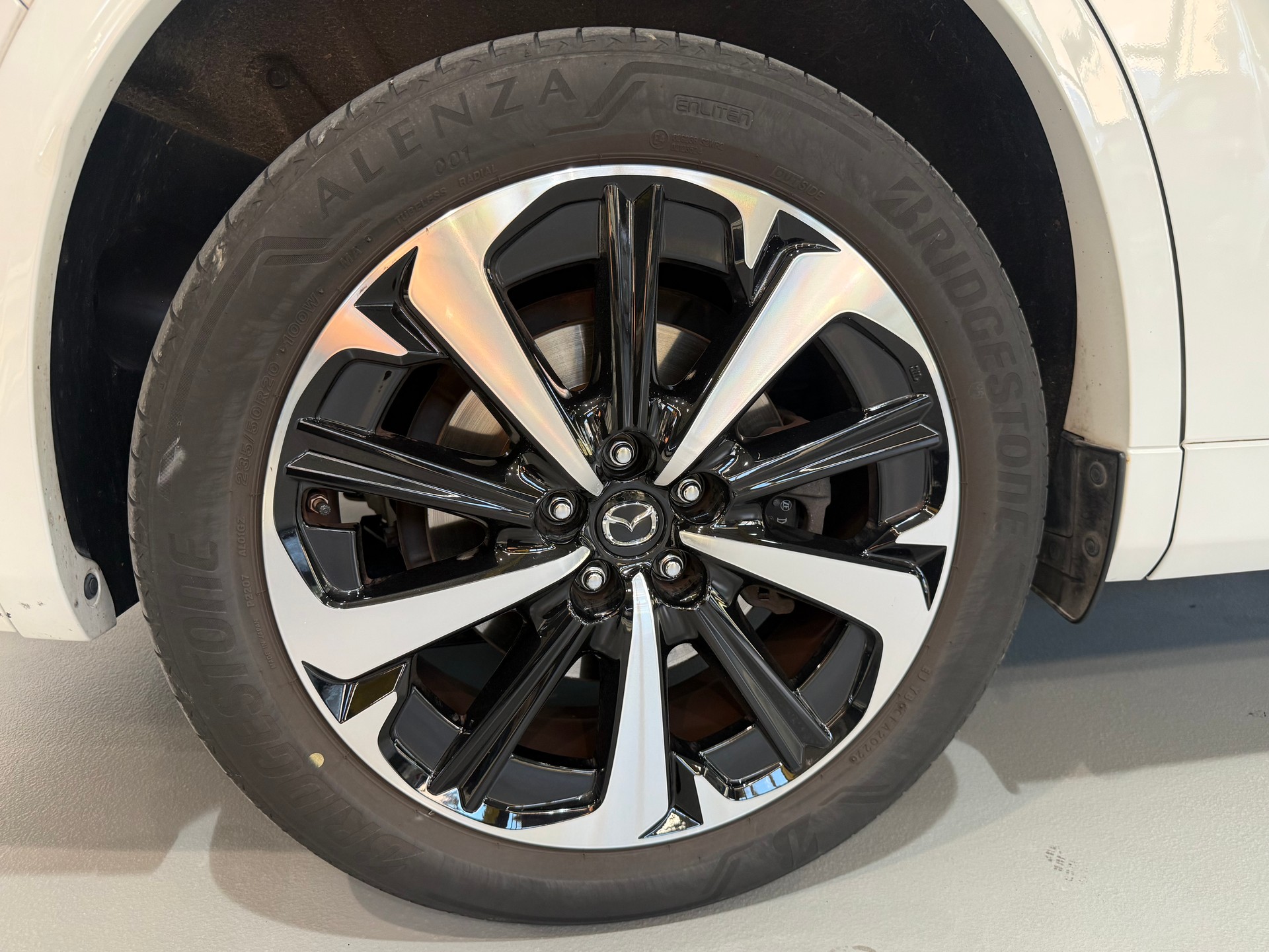 MAZDA CX-60 e-Skyactiv PHEV 327 AWD Takumi-image-22