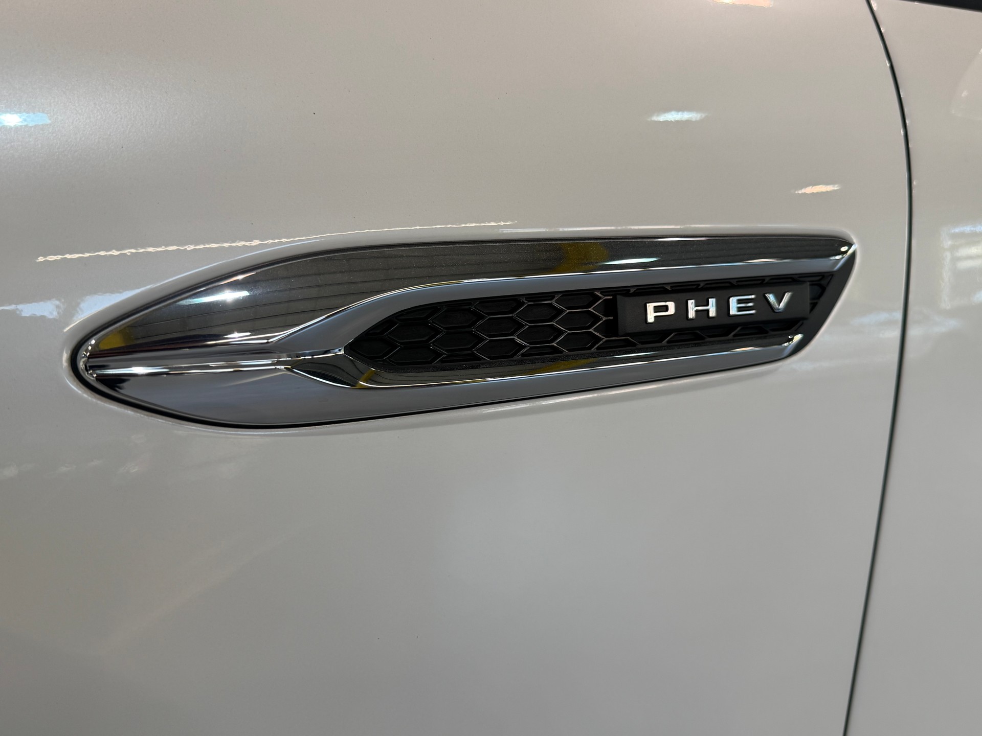 MAZDA CX-60 e-Skyactiv PHEV 327 AWD Takumi-image-14