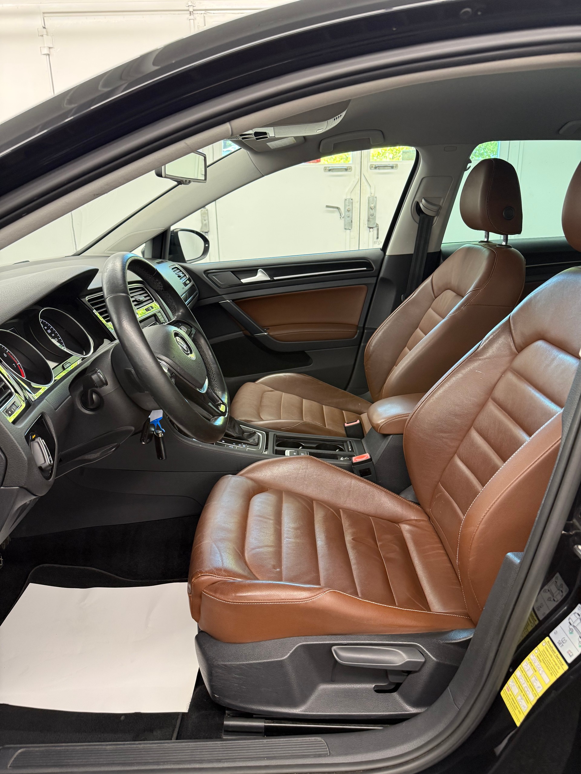 VW Golf 1.4 TSI Highline DSG-image-10