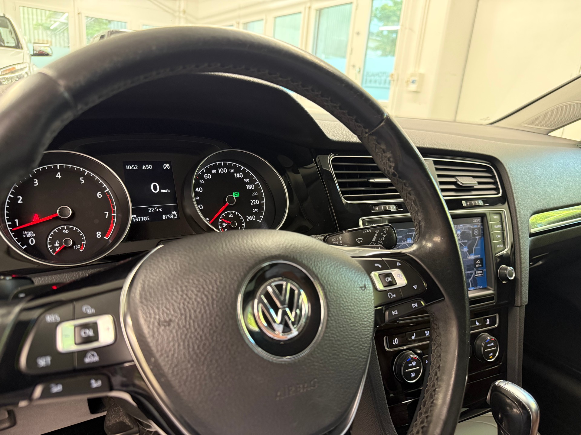 VW Golf 1.4 TSI Highline DSG-image-15