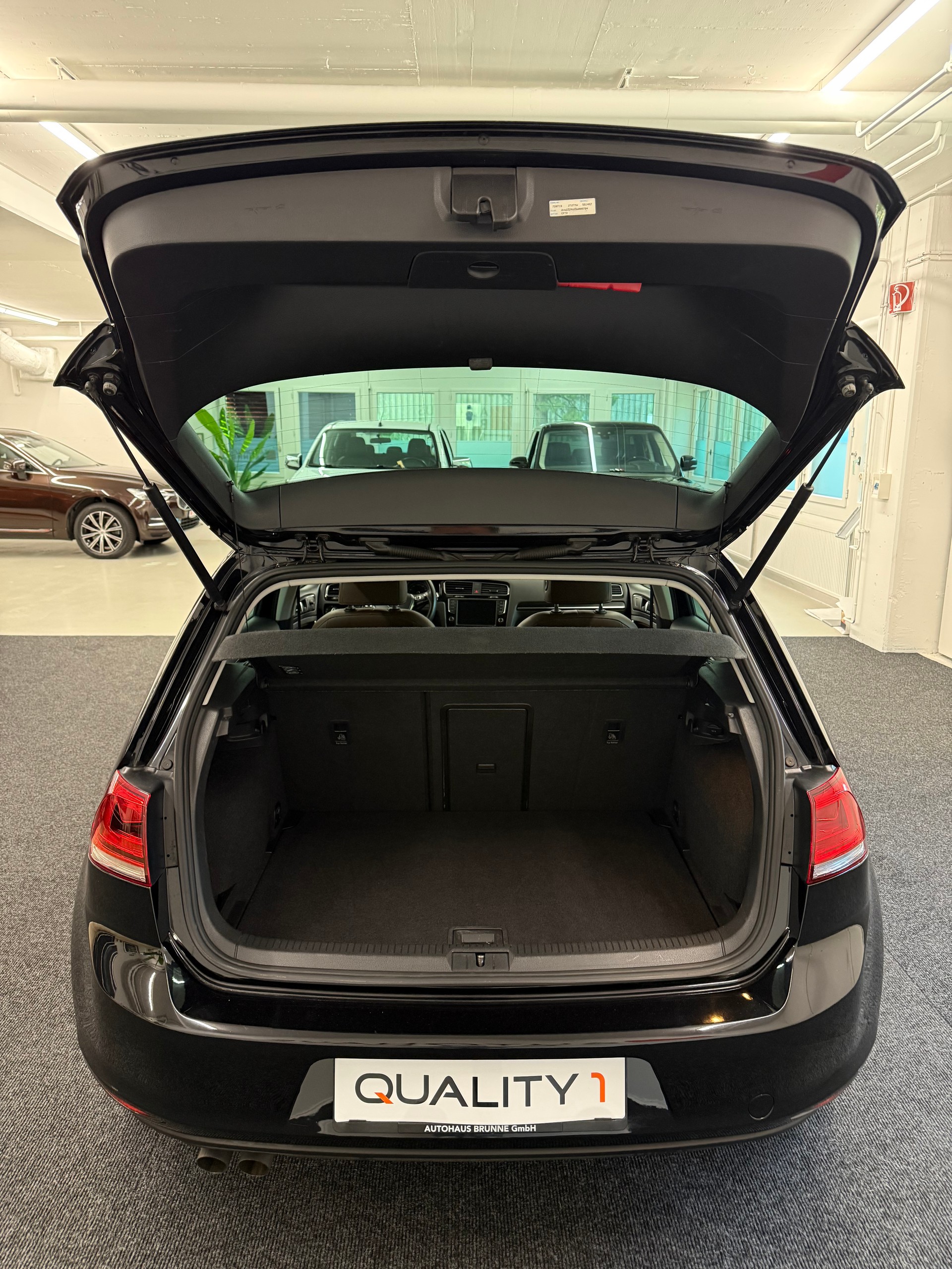VW Golf 1.4 TSI Highline DSG-image-6