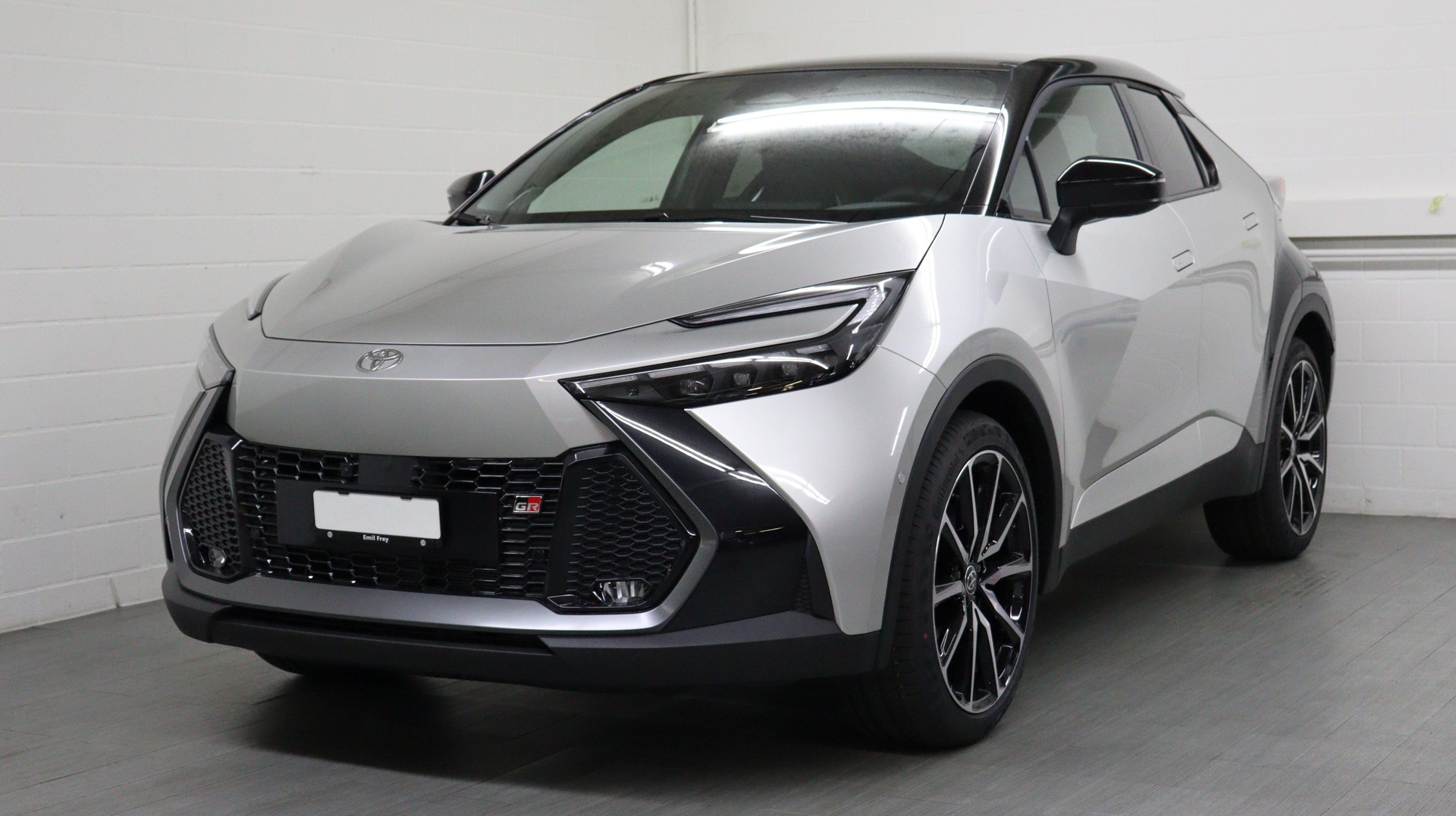 TOYOTA C-HR 2.0 PHEV GR Sport Premiere-image-0
