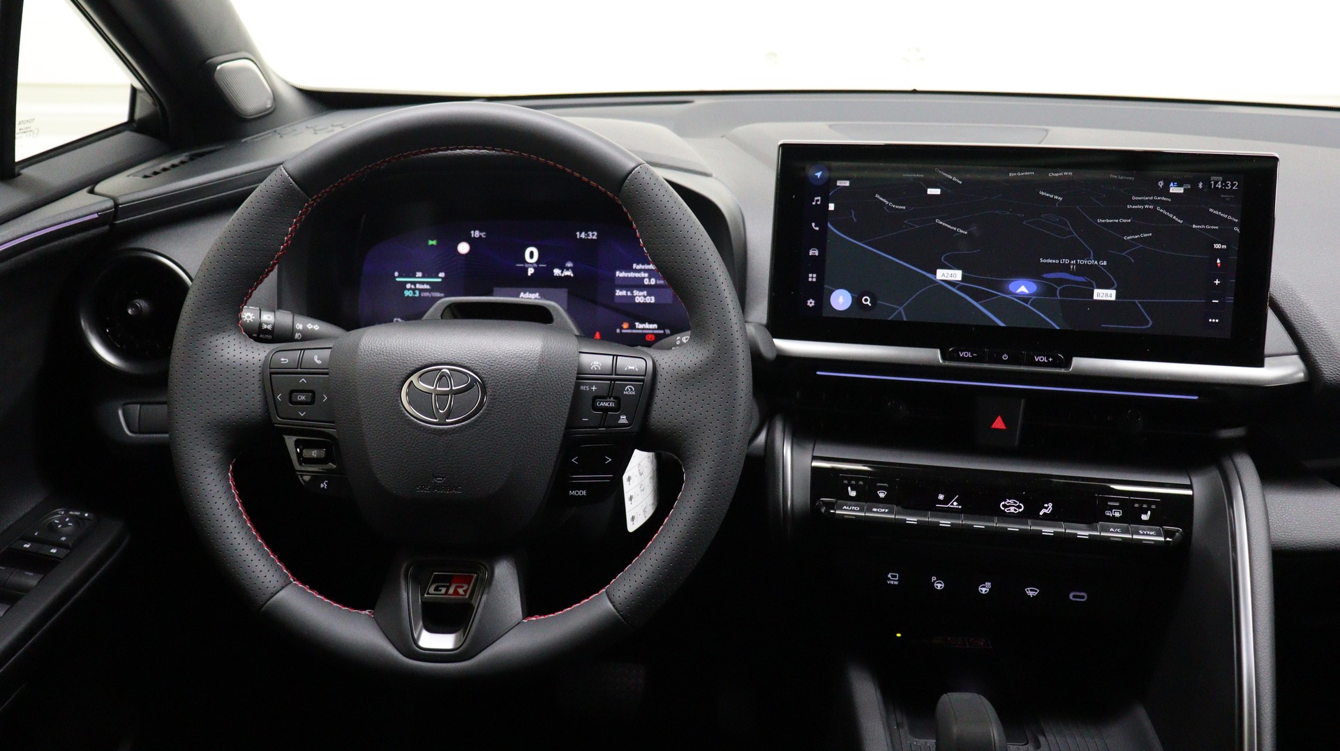 TOYOTA C-HR 2.0 PHEV GR Sport Premiere-image-6