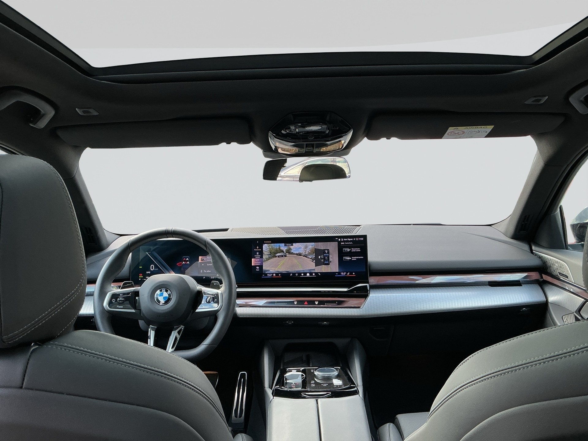 BMW 520d xDrive 48V M Sport Pro Steptronic-image-15
