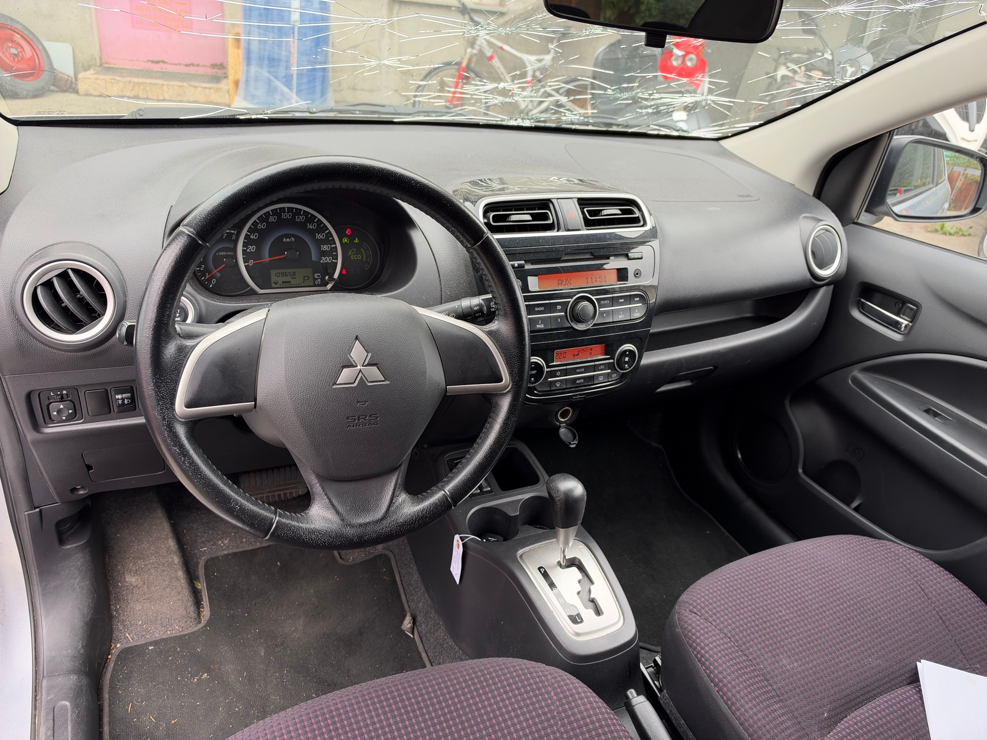 MITSUBISHI Space Star 1.2 Intense CVT-image-12