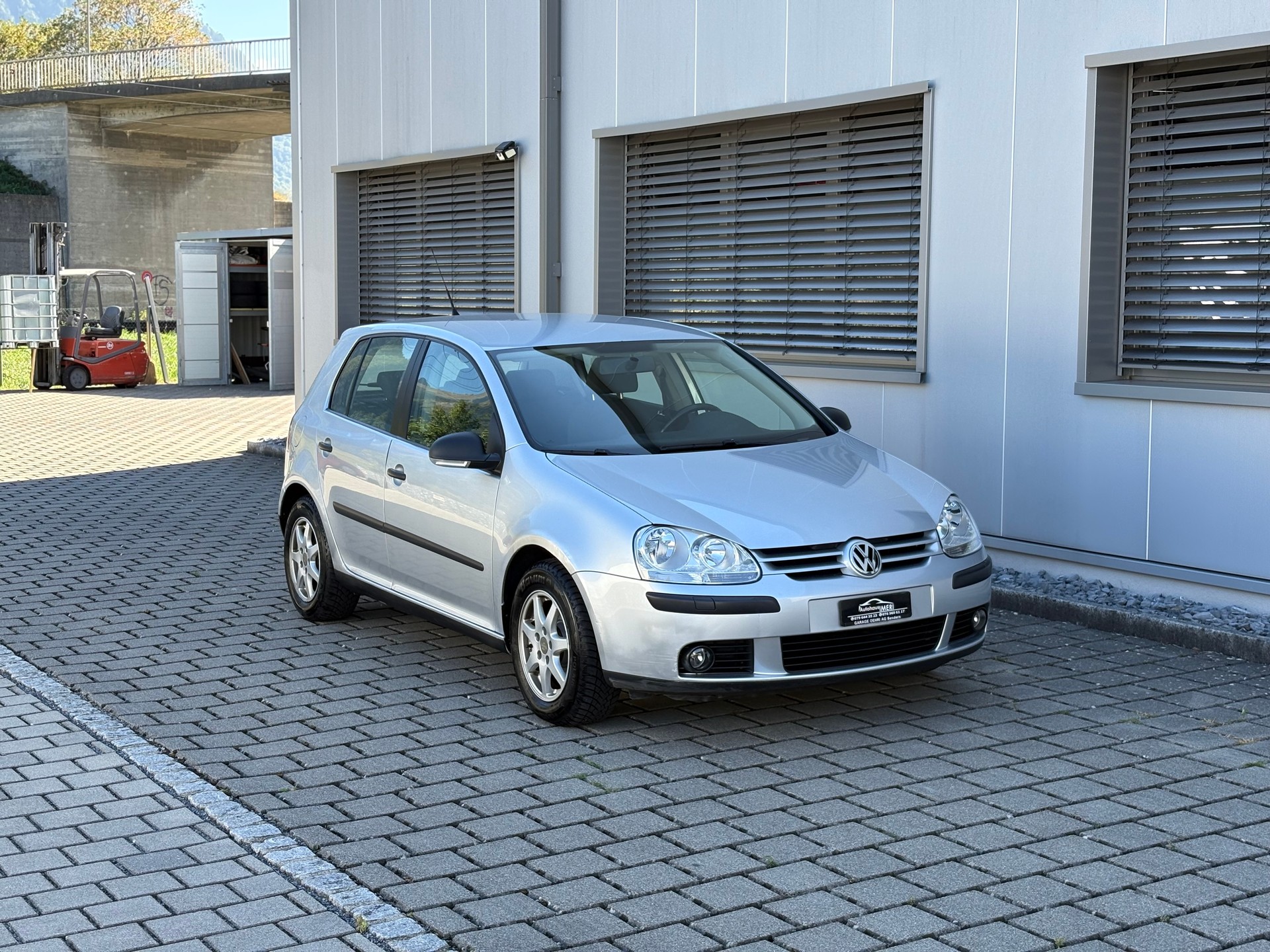 VW Golf 1.9 TDI Comfortline 4Motion-image-3