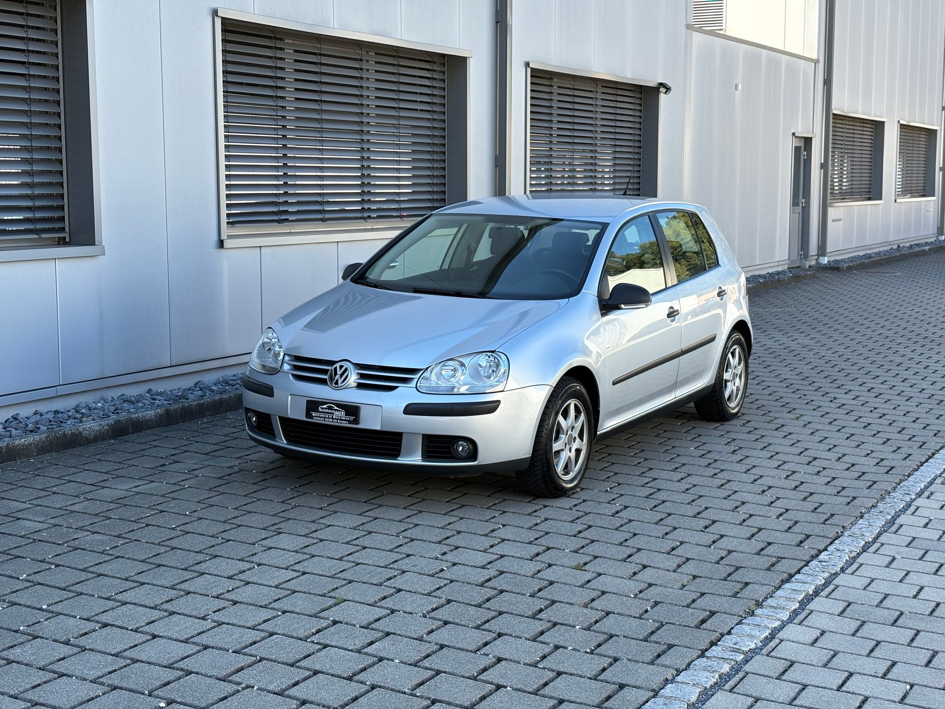 VW Golf 1.9 TDI Comfortline 4Motion-image-0