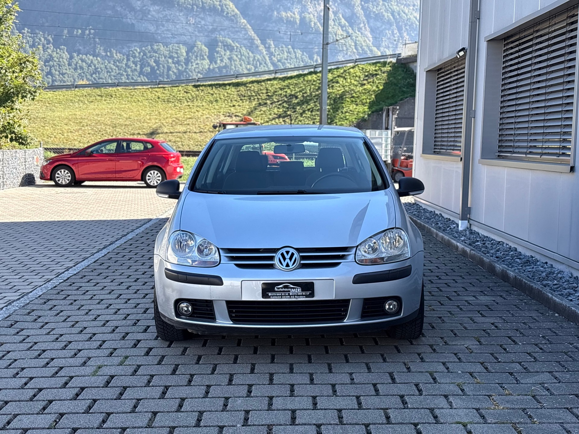 VW Golf 1.9 TDI Comfortline 4Motion-image-2