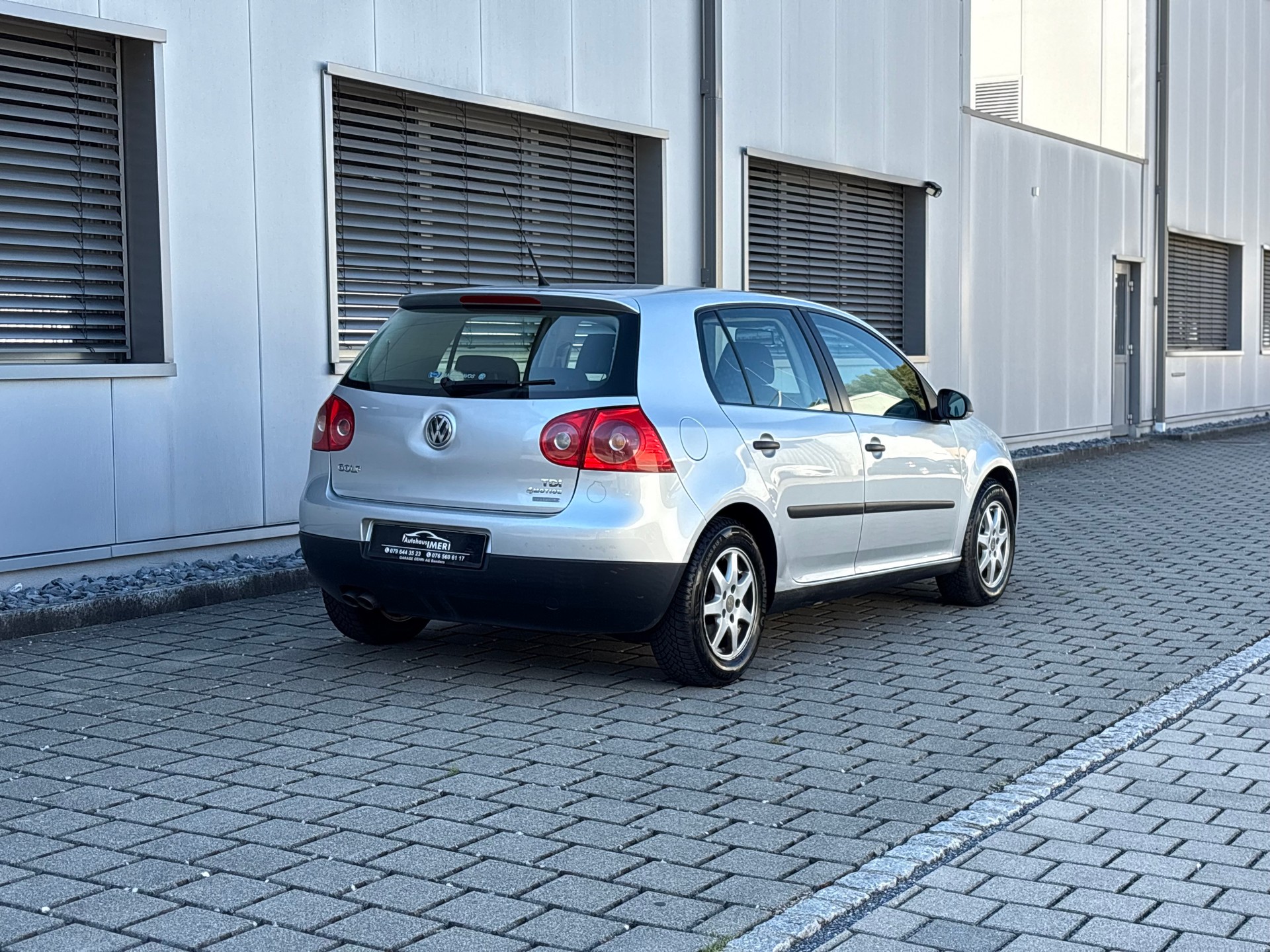 VW Golf 1.9 TDI Comfortline 4Motion-image-8