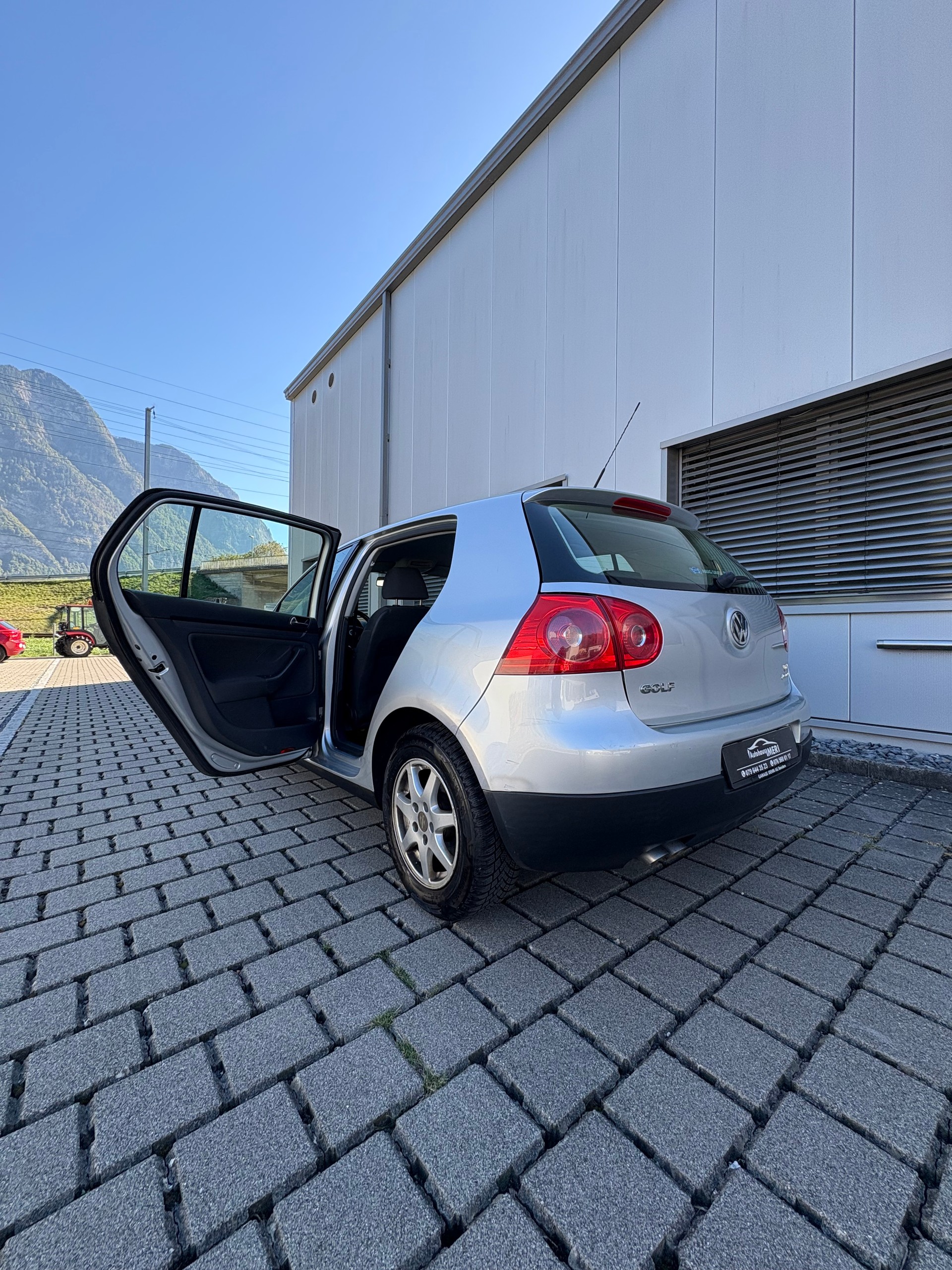 VW Golf 1.9 TDI Comfortline 4Motion-image-14