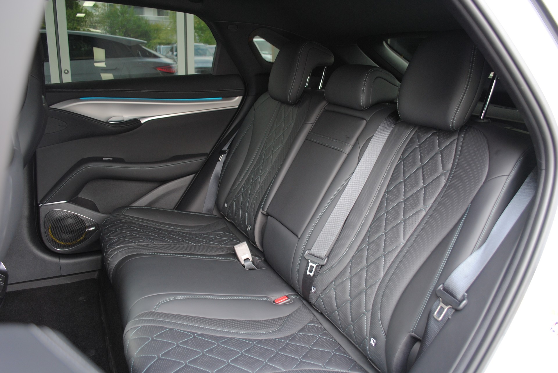 BYD Sealion 7 91,3 kWh Excellence AWD-image-14