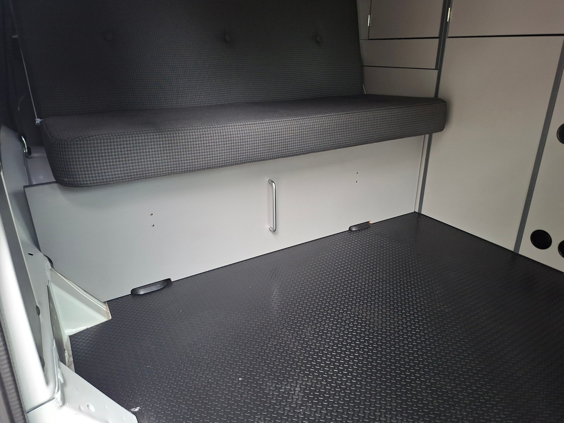 VW T6.1 2.0 TDI 150PS MareMonti COMFORT Camper 5Sitze-image-10
