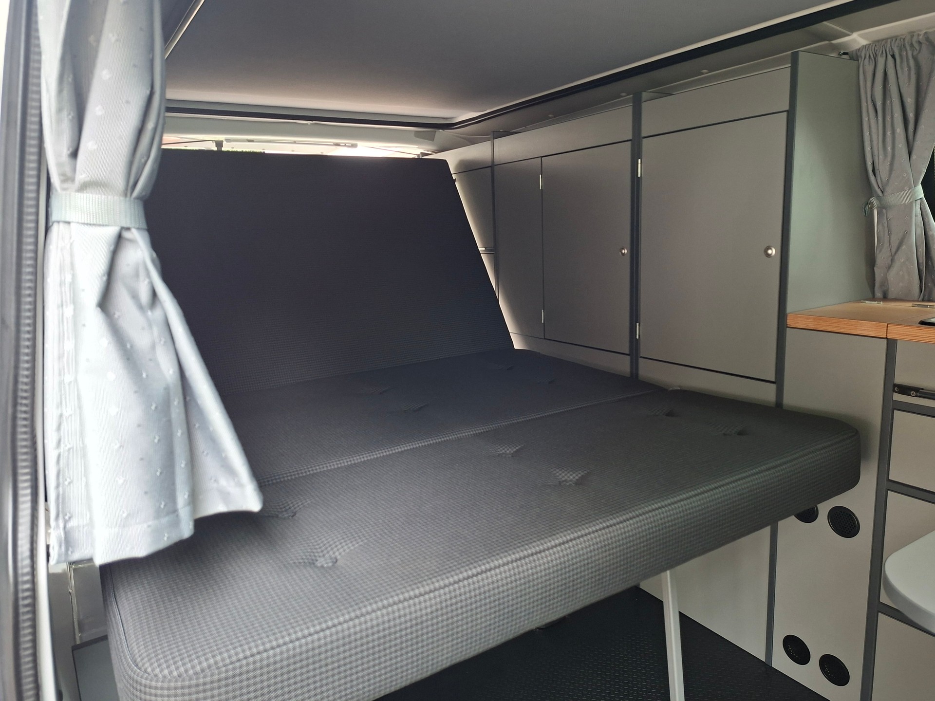 VW T6.1 2.0 TDI 150PS MareMonti COMFORT Camper 5Sitze-image-16