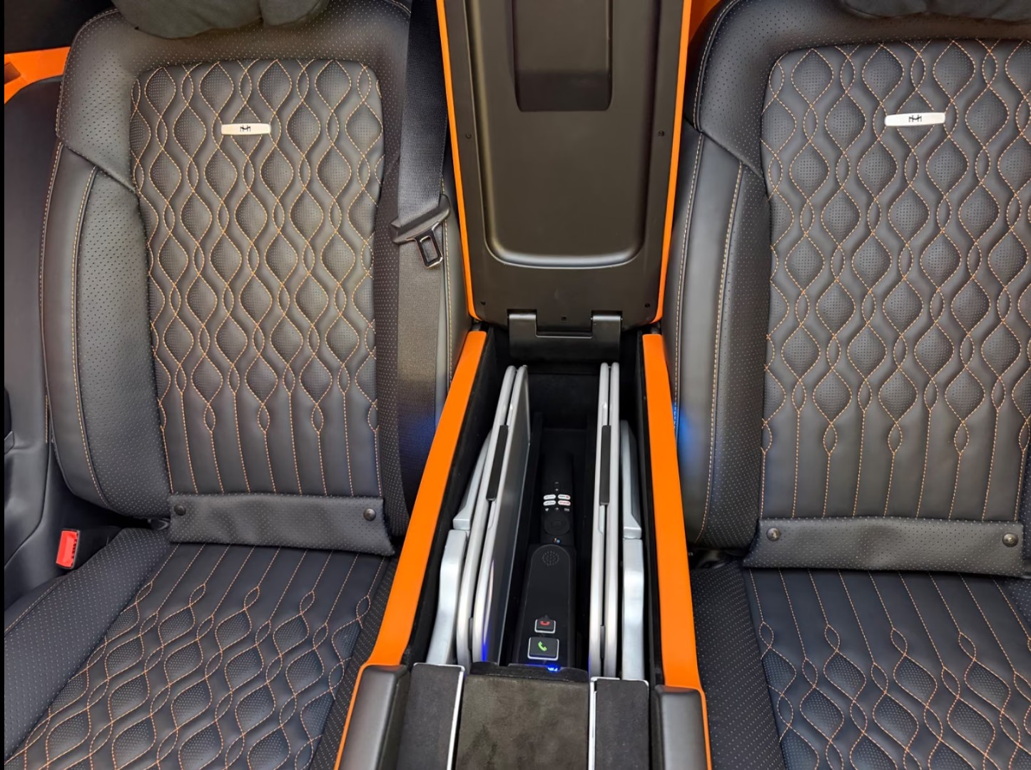 MERCEDES-BENZ V 300 d Extra-Lang 4matic Exclusive FALCON ST. MORITZ V.I.P-image-30