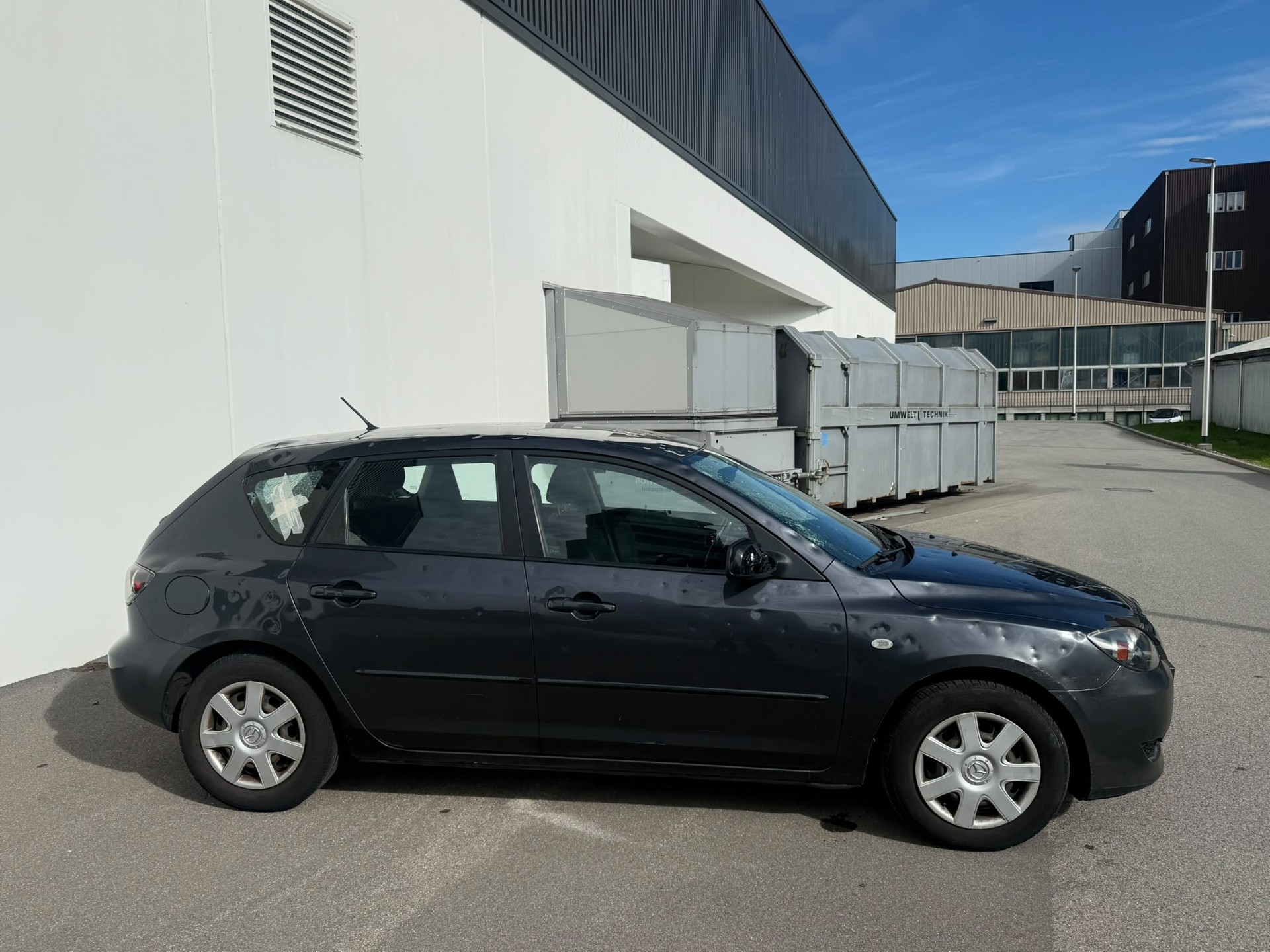 MAZDA 3 1.6 16V Youngster-image-1