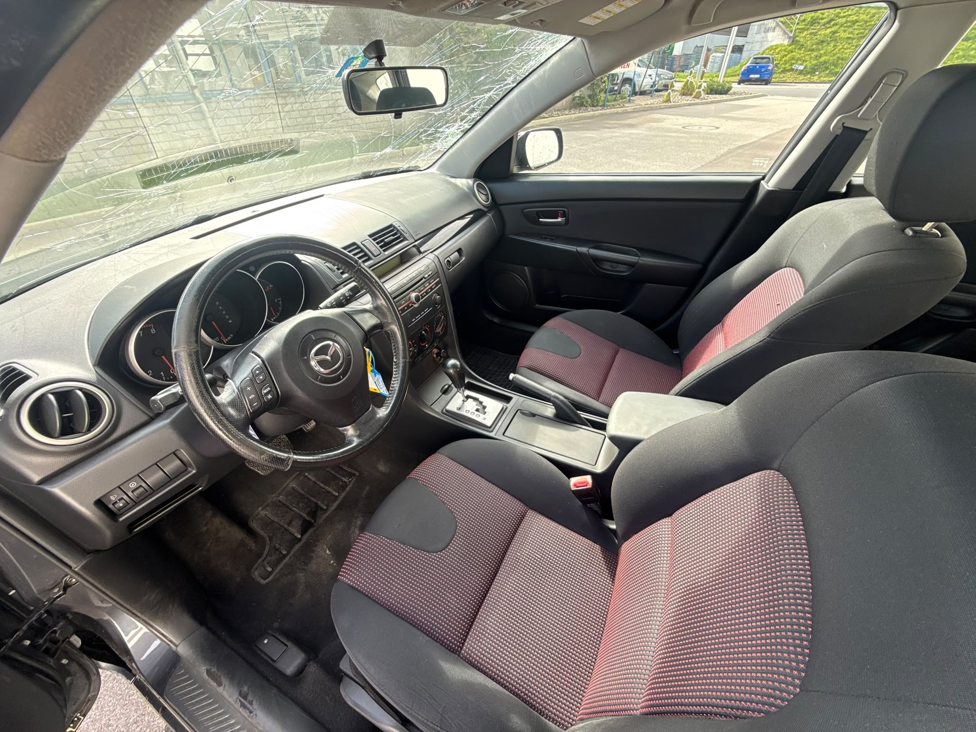 MAZDA 3 1.6 16V Youngster-image-2