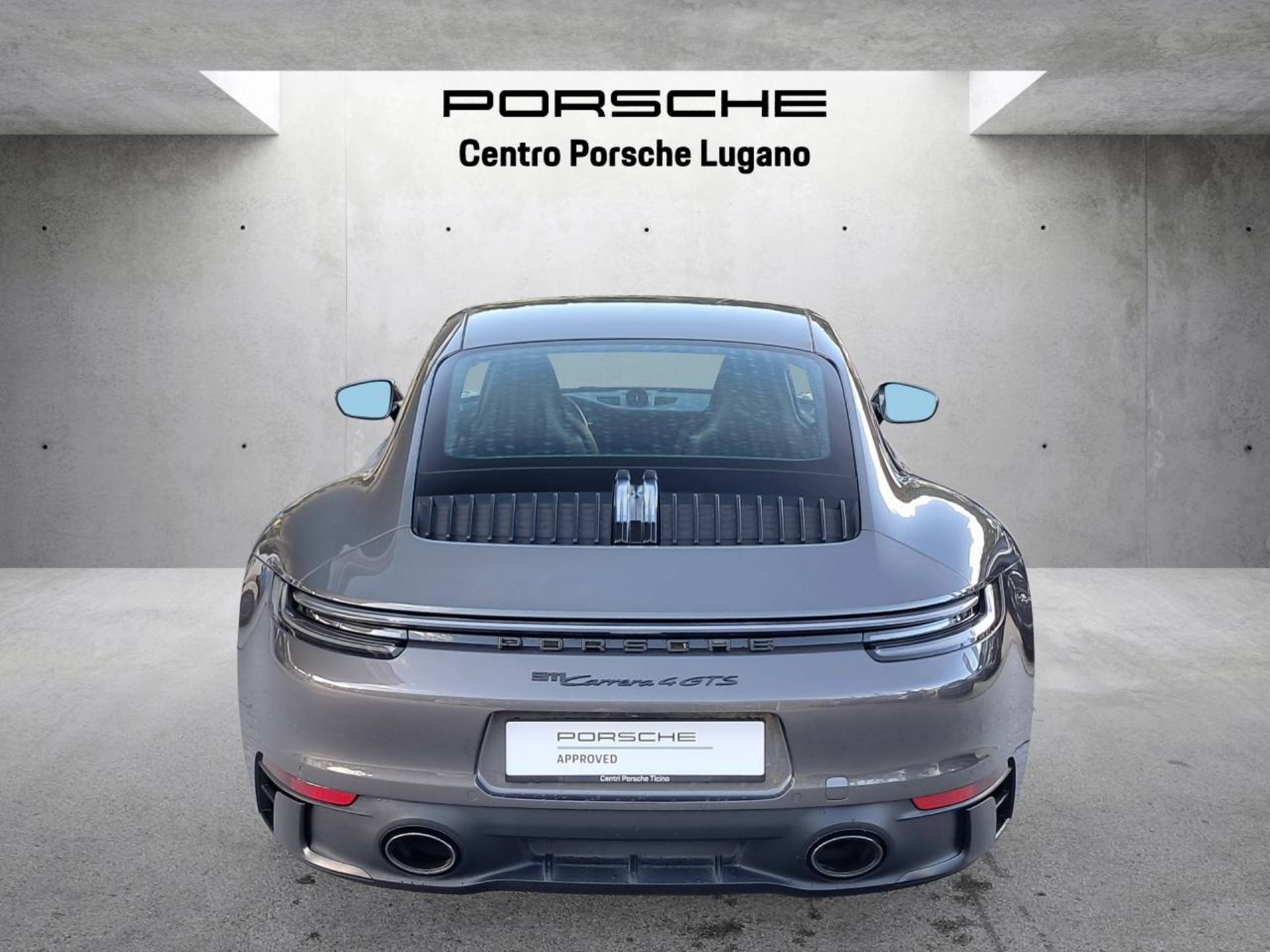 PORSCHE 911 Carrera 4 GTS-image-9