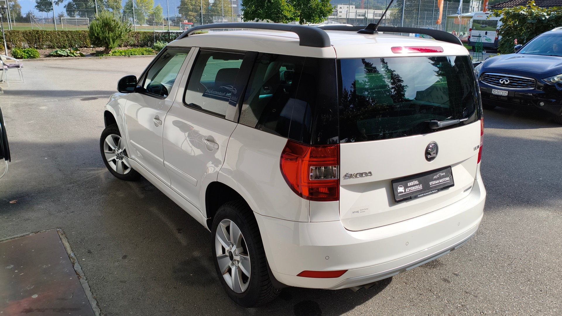 SKODA Yeti 1.6 TDI GreenLine Ambition 4x2-image-4