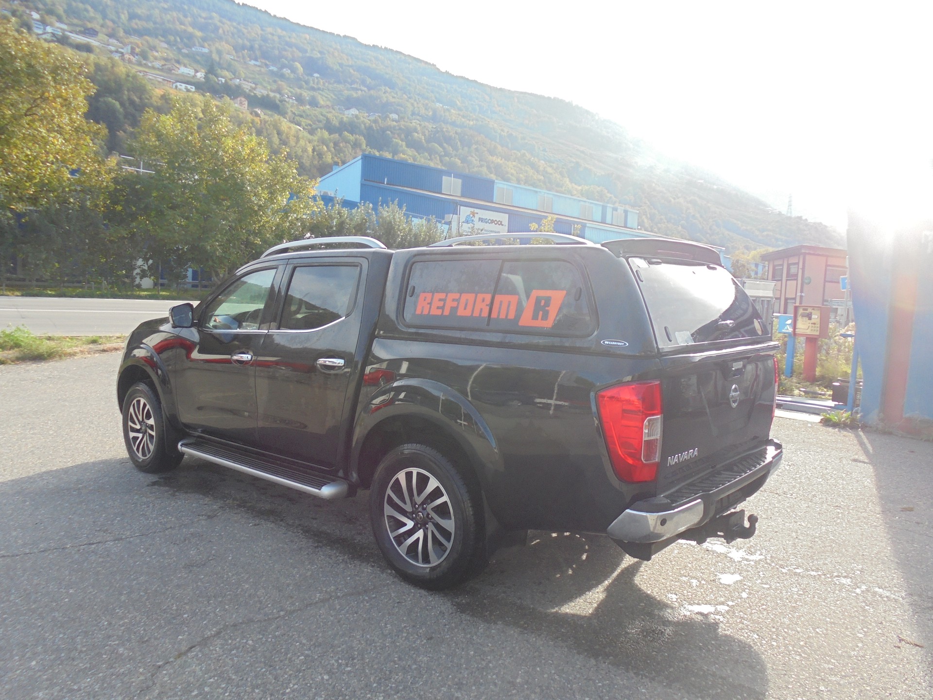 NISSAN Navara Double Cab Tekna 2.3 dCi 4WD Automatic-image-5