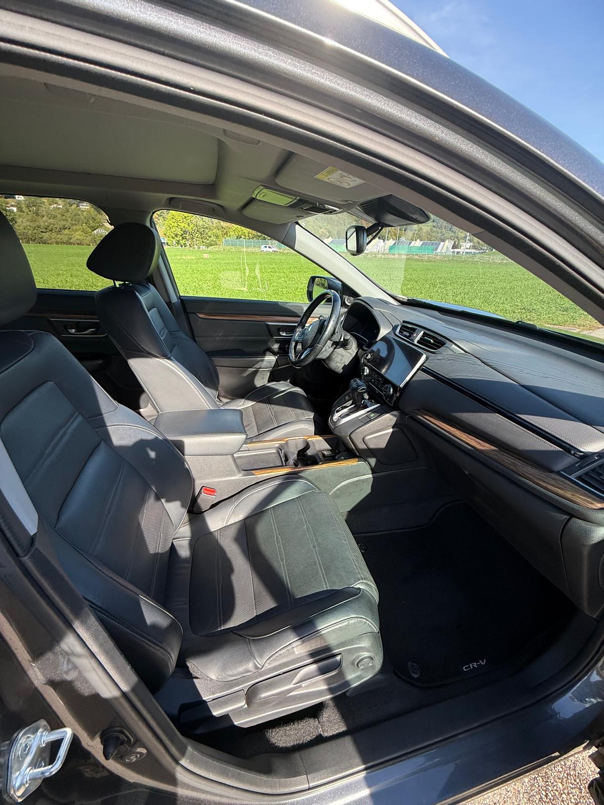 HONDA 1.5 i-VTEC Executive 4WD-image-4