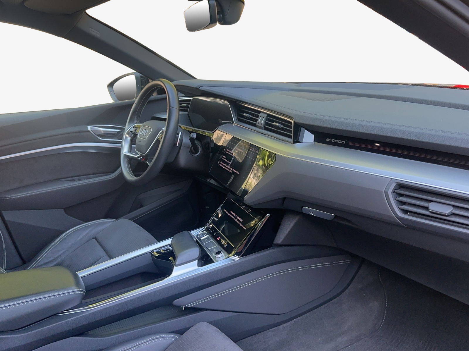 AUDI e-tron 55 Advanced quattro-image-12