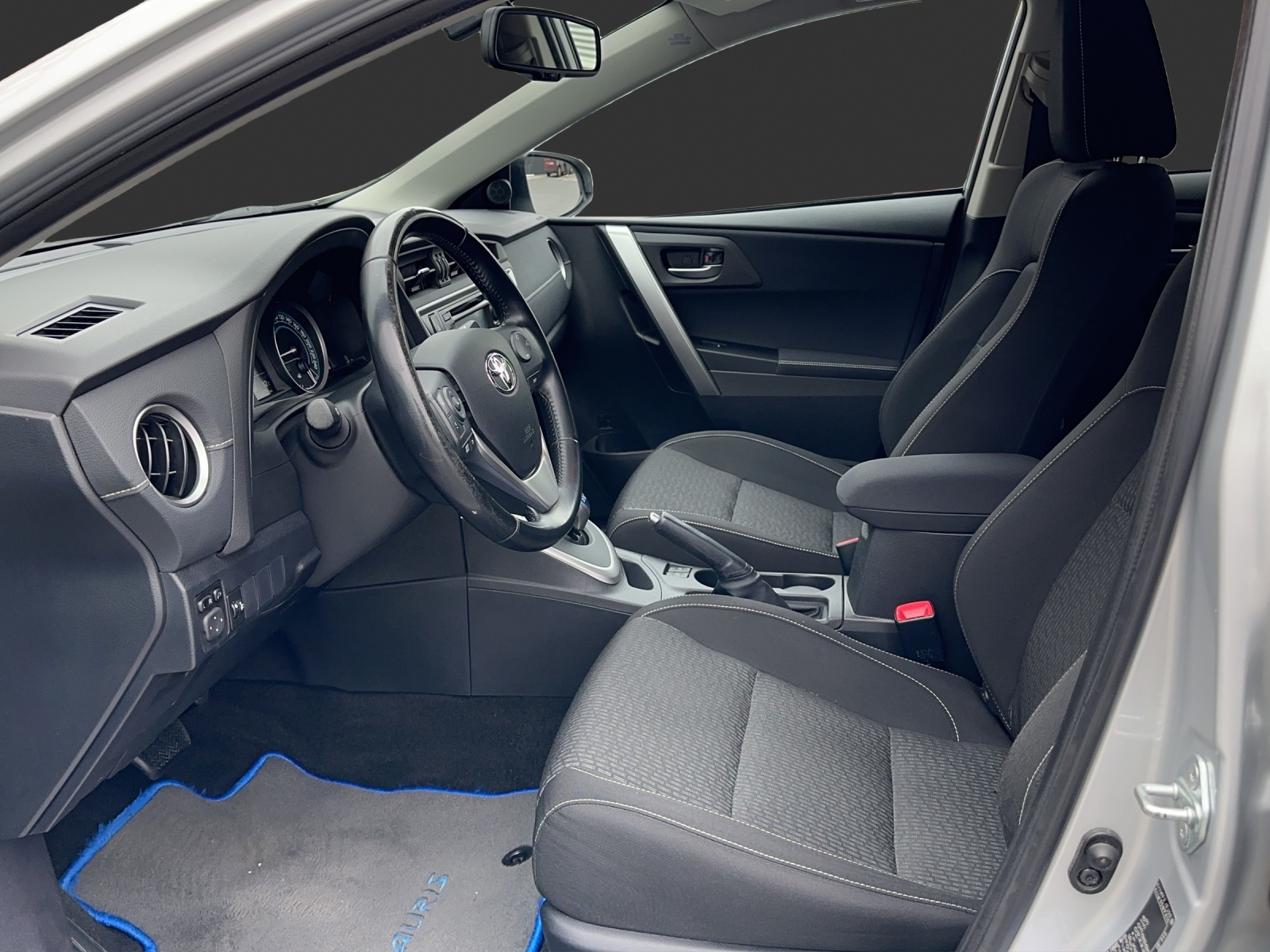 TOYOTA Auris Touring Sports 1.8 16V HSD Linea Trend-image-7