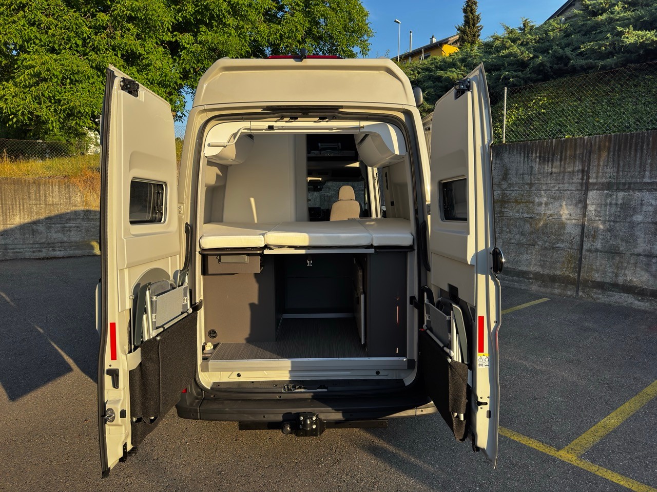 VW Grand California Dune 600 2.0 BI-TDI (4 Plätzer - Kategorie B – 3.5t)-image-16