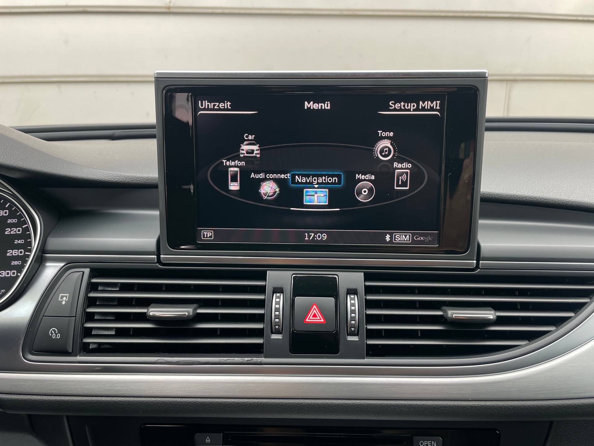 AUDI A6 Avant 2.0 TDI quattro S-tronic  >>S line<<-image-11