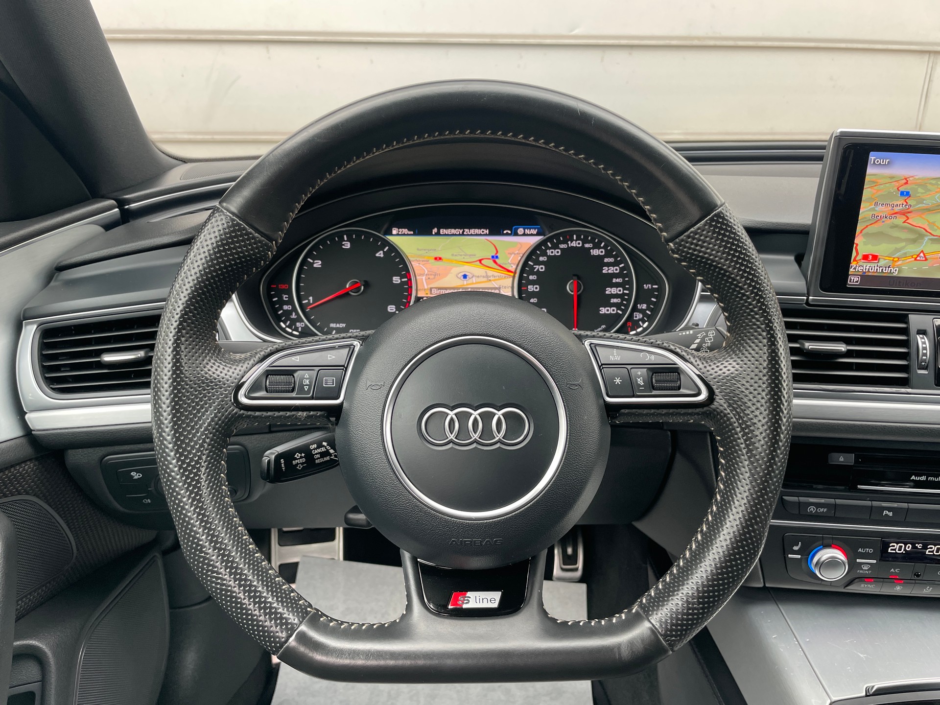 AUDI A6 Avant 2.0 TDI quattro S-tronic  >>S line<<-image-12