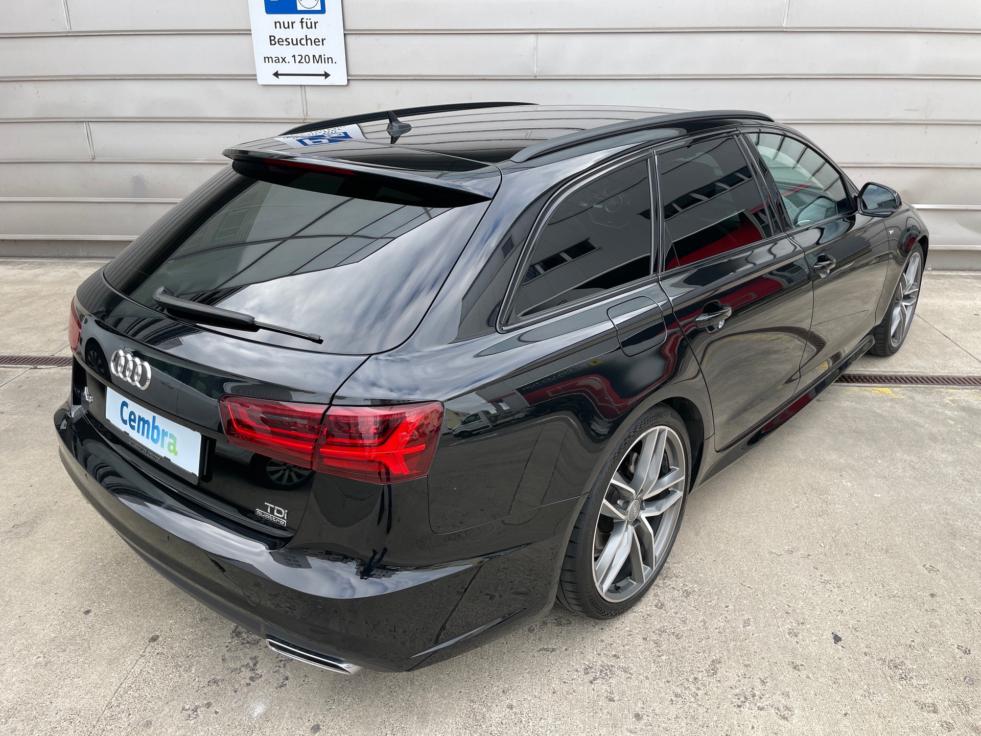 AUDI A6 Avant 2.0 TDI quattro S-tronic  >>S line<<-image-15