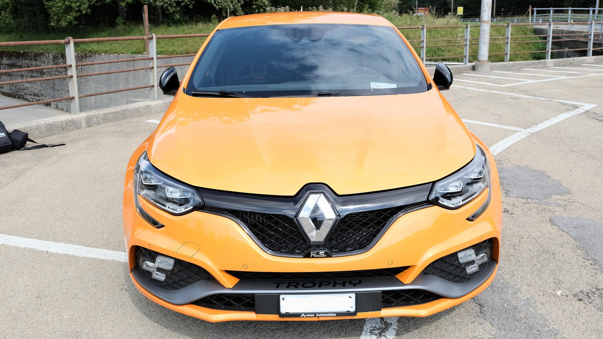 RENAULT Mégane Trophy 300 EDC-image-2
