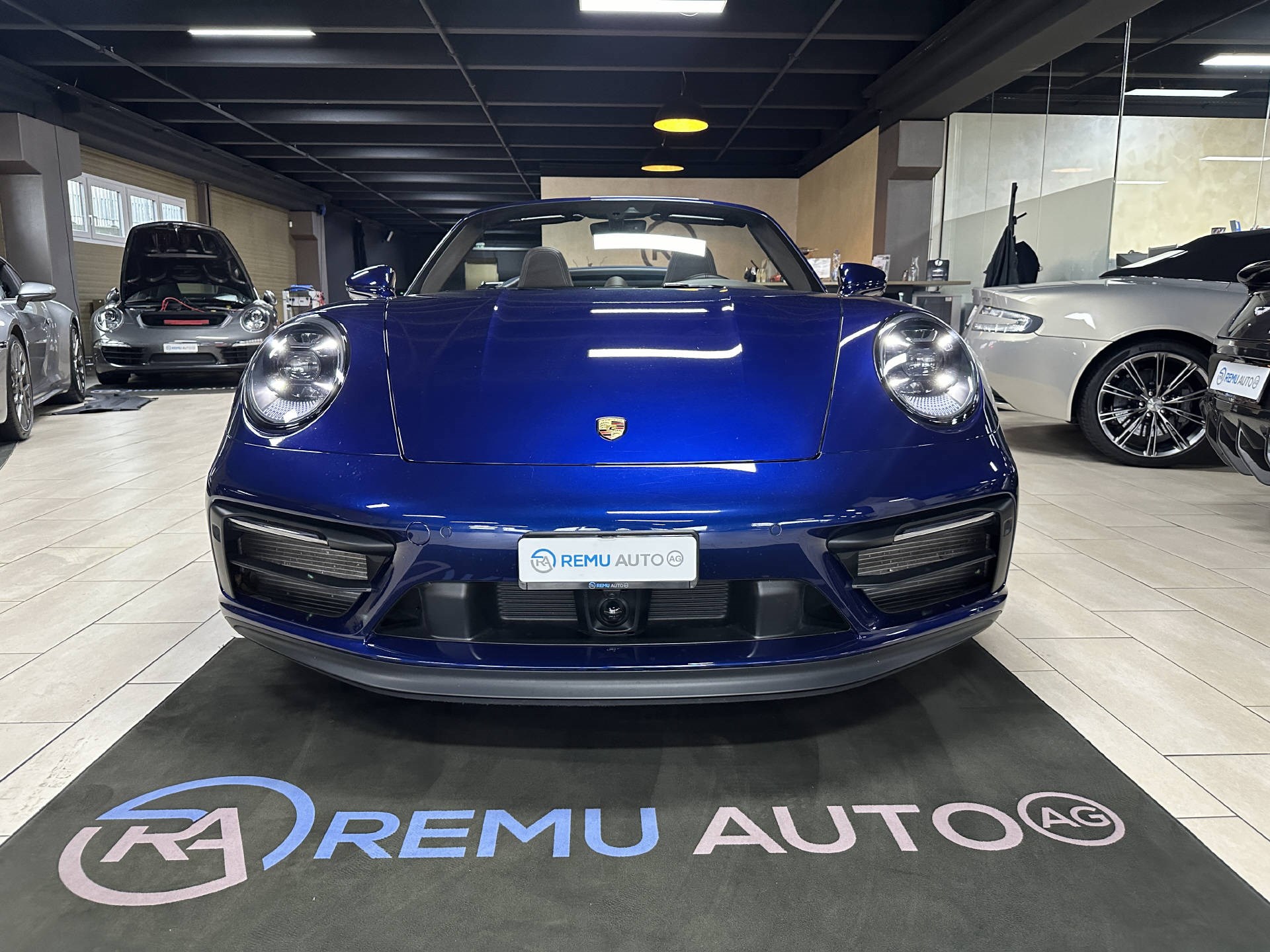 PORSCHE 911 Carrera GTS Cabriolet PDK-image-4