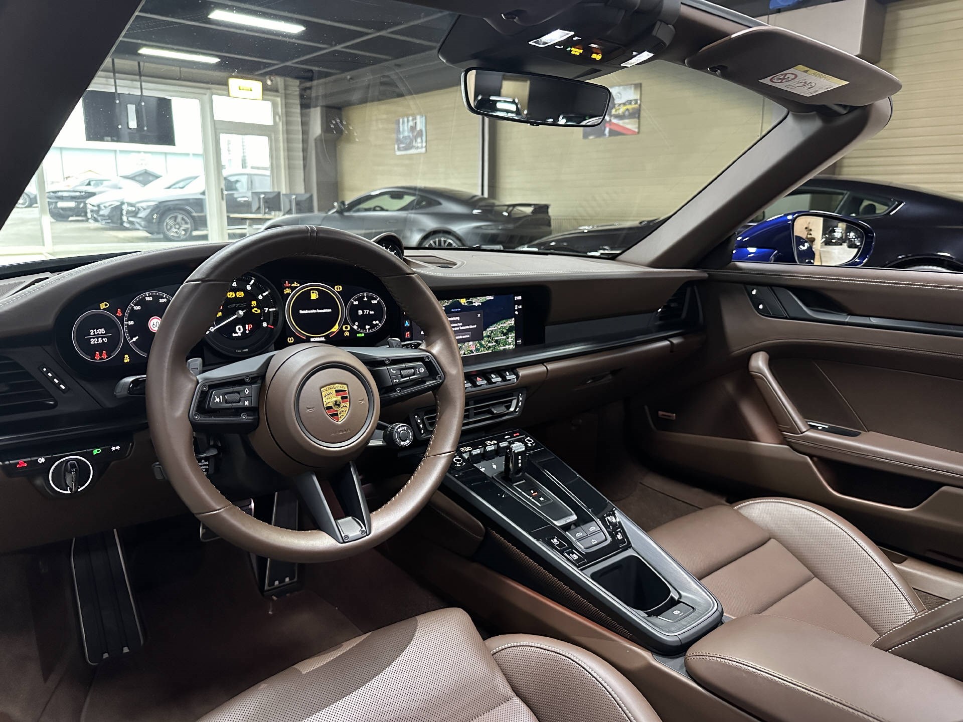 PORSCHE 911 Carrera GTS Cabriolet PDK-image-7