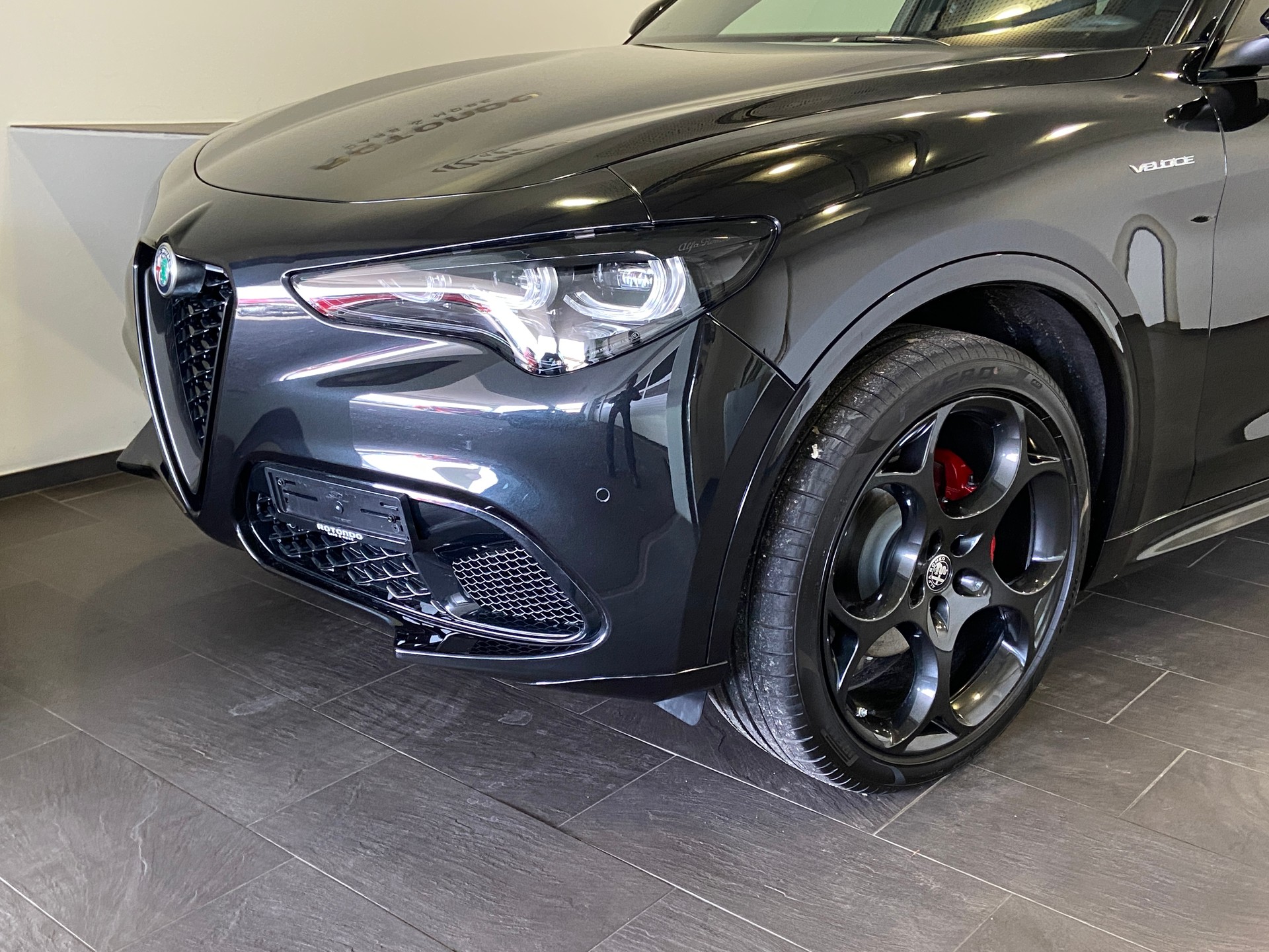 ALFA ROMEO Stelvio 2.0 Veloce Pack Tow Hook 21" Q4 AT8-image-4