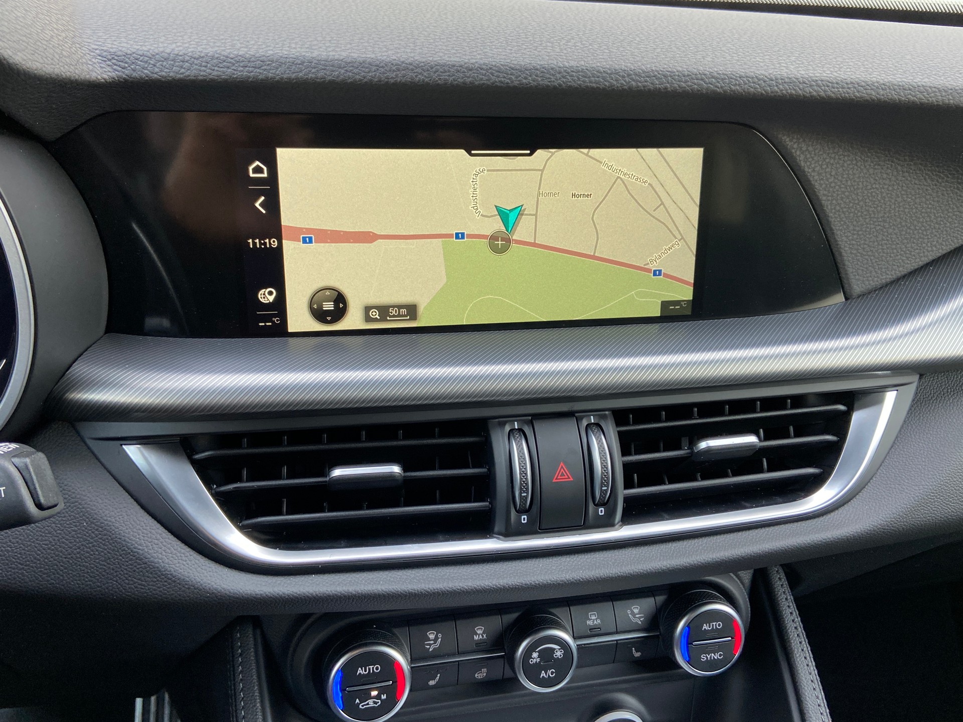 ALFA ROMEO Stelvio 2.0 Veloce Pack Tow Hook 21" Q4 AT8-image-16