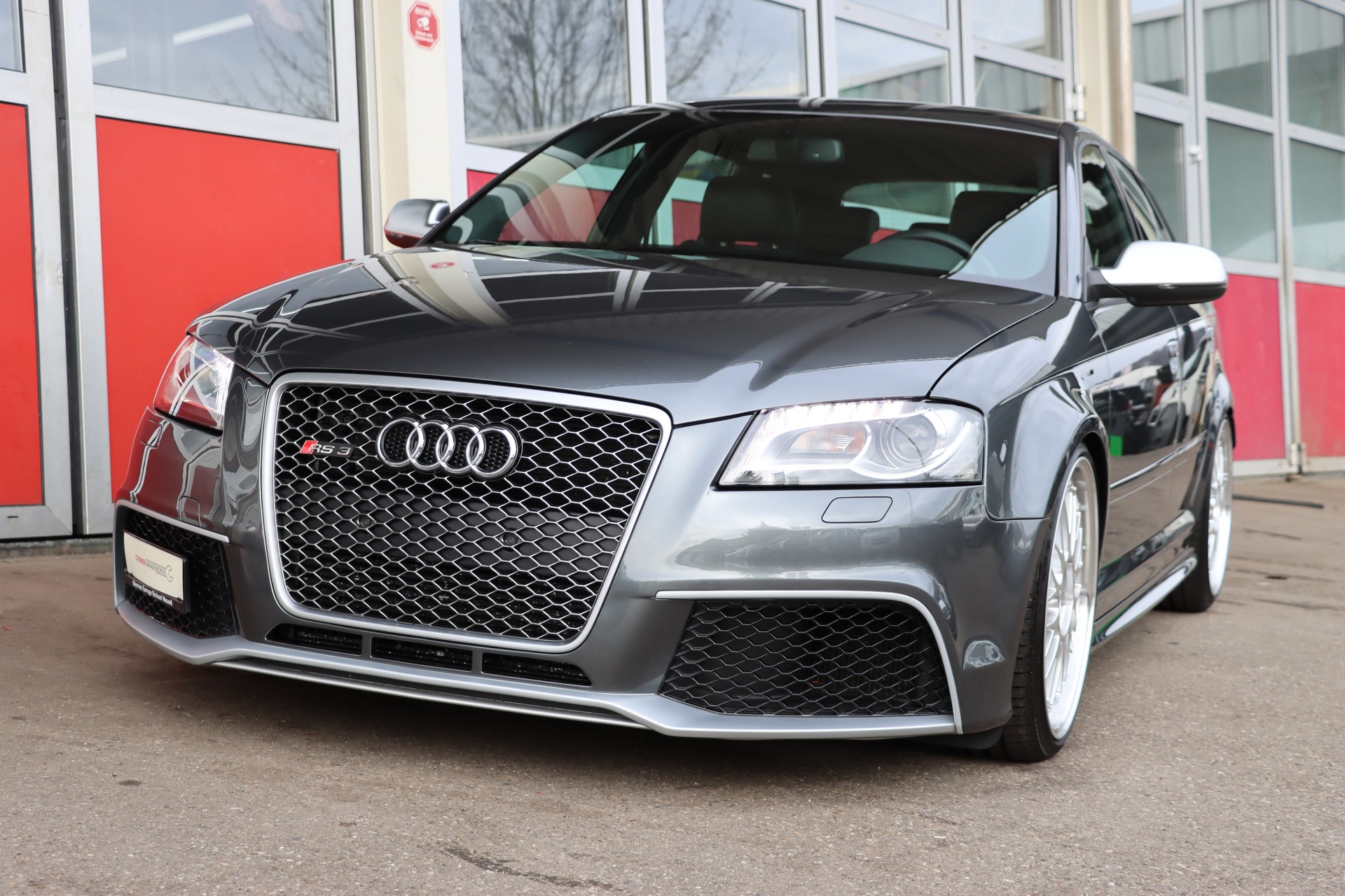 AUDI RS3 Sportback 2.5 TFSI quattro-image-1
