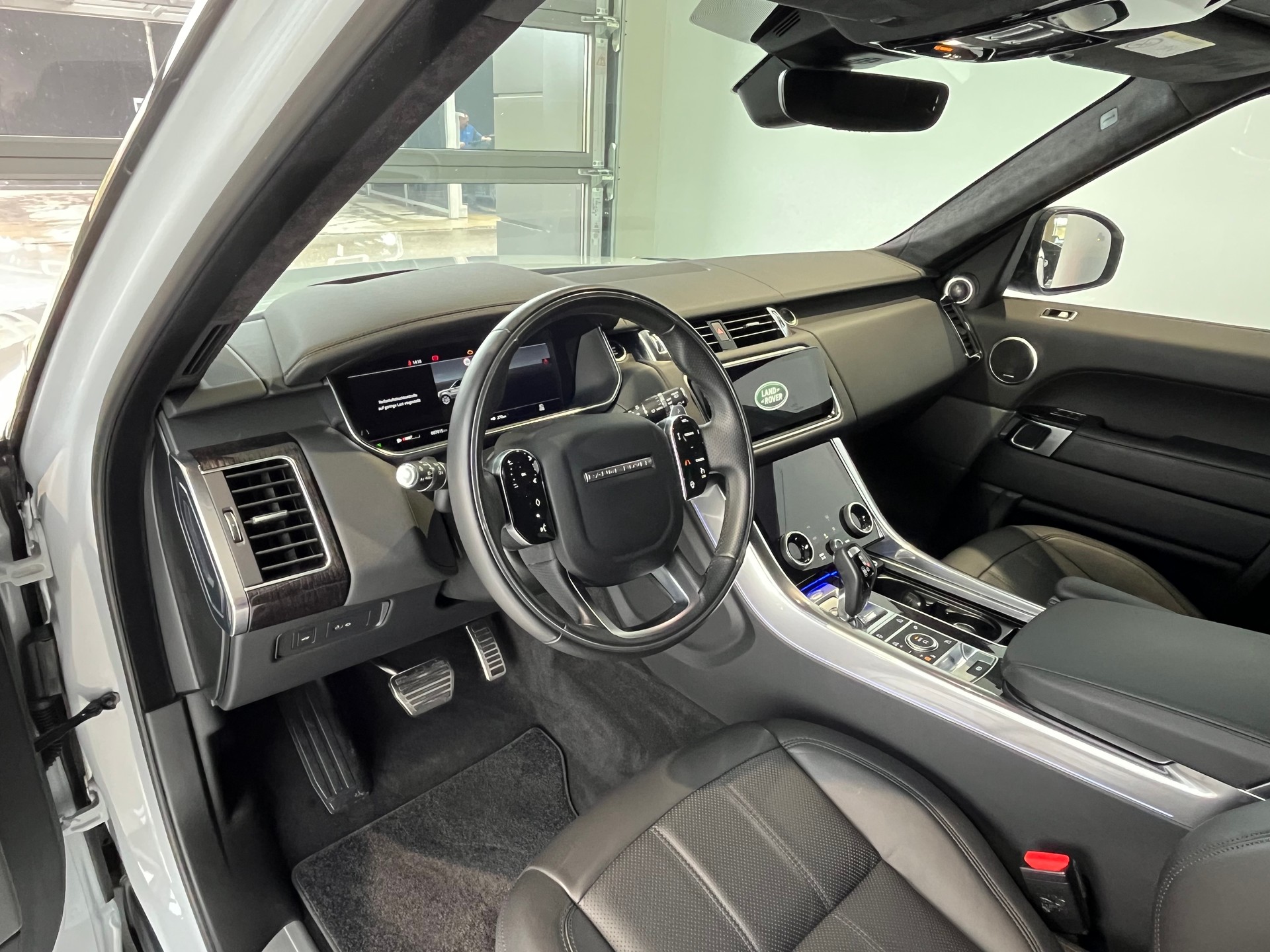 LAND ROVER Range Rover Sport P400 3.0 I6 MHEV HSE Dynamic Automatic-image-4