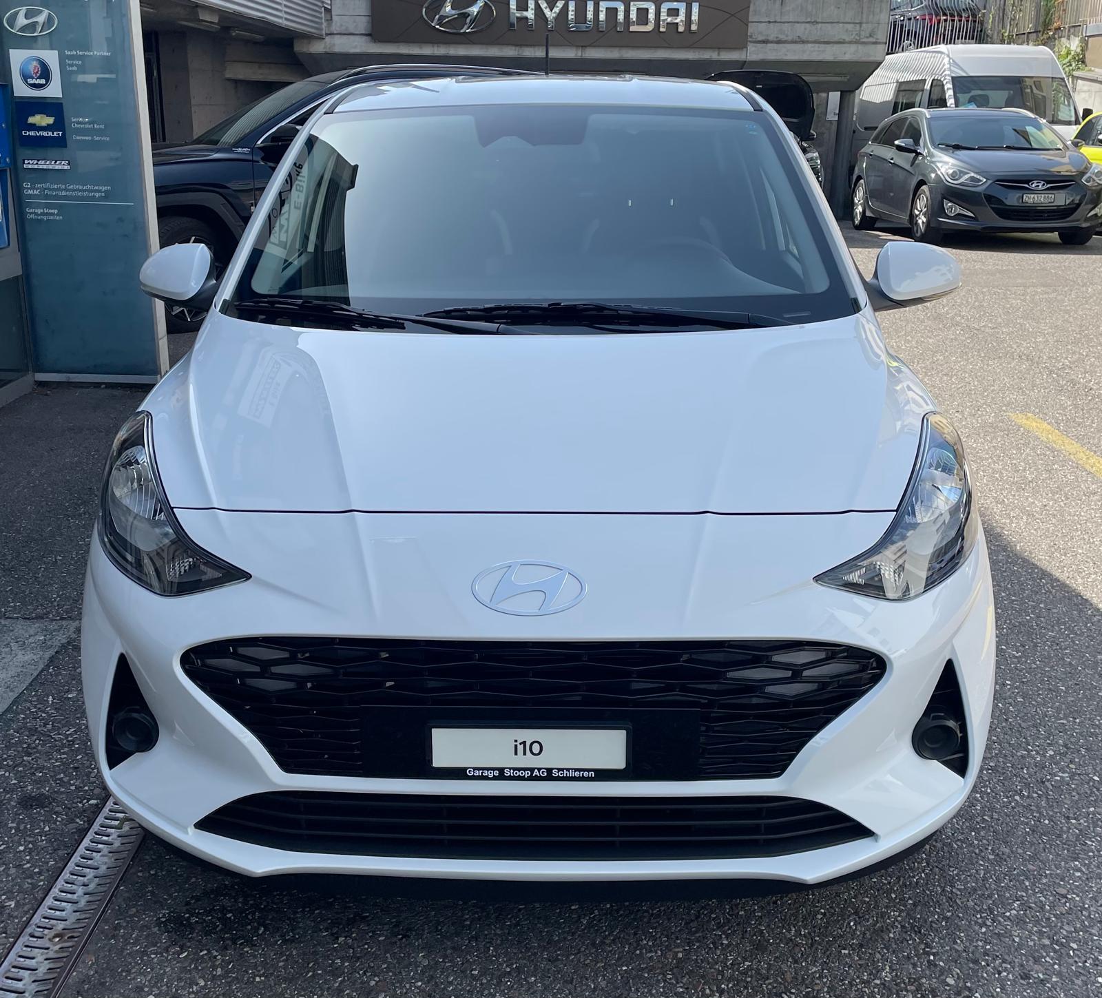 HYUNDAI i10 1.2 Amplia AMT5-image-4
