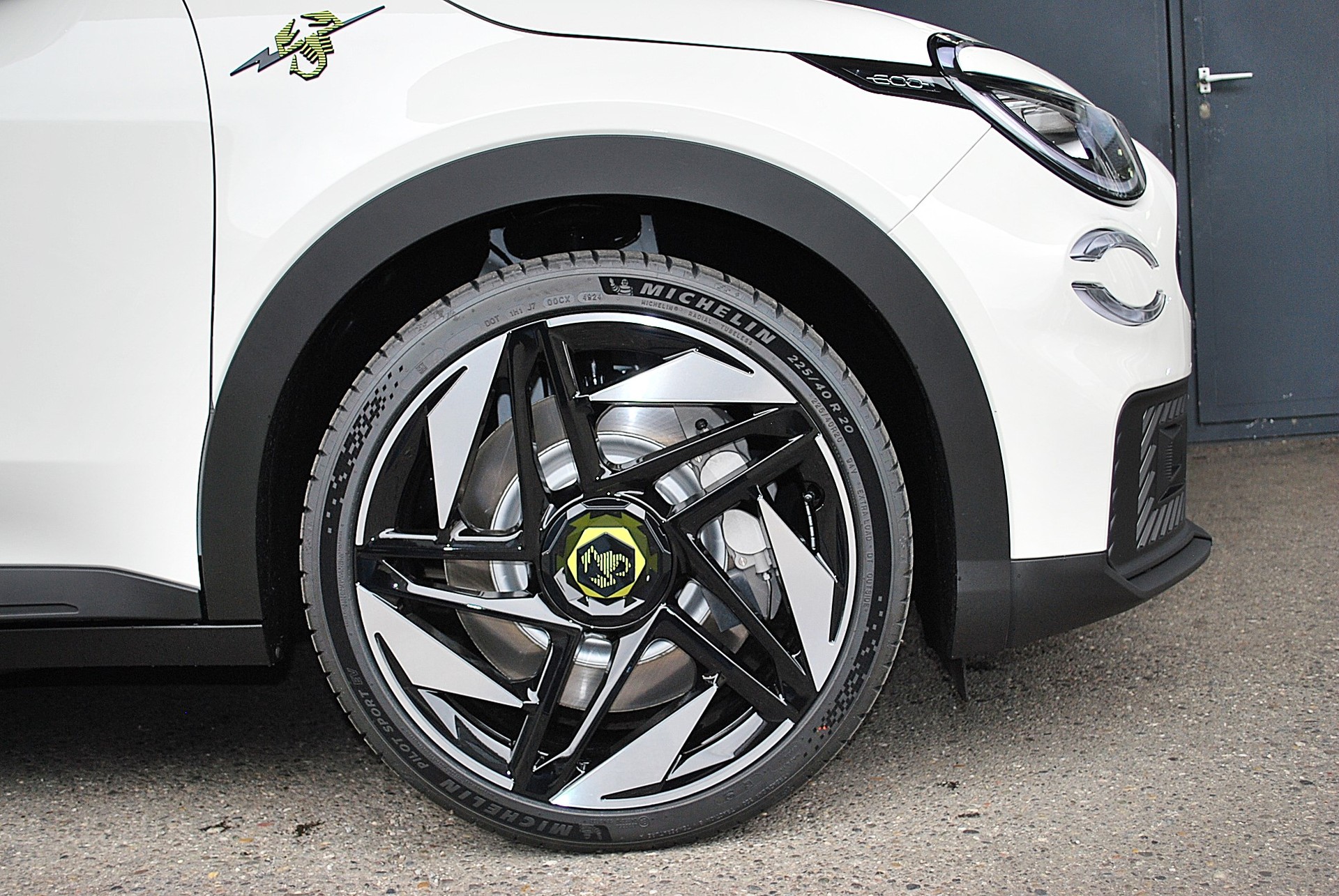 FIAT Abarth 600e Turismo-image-8